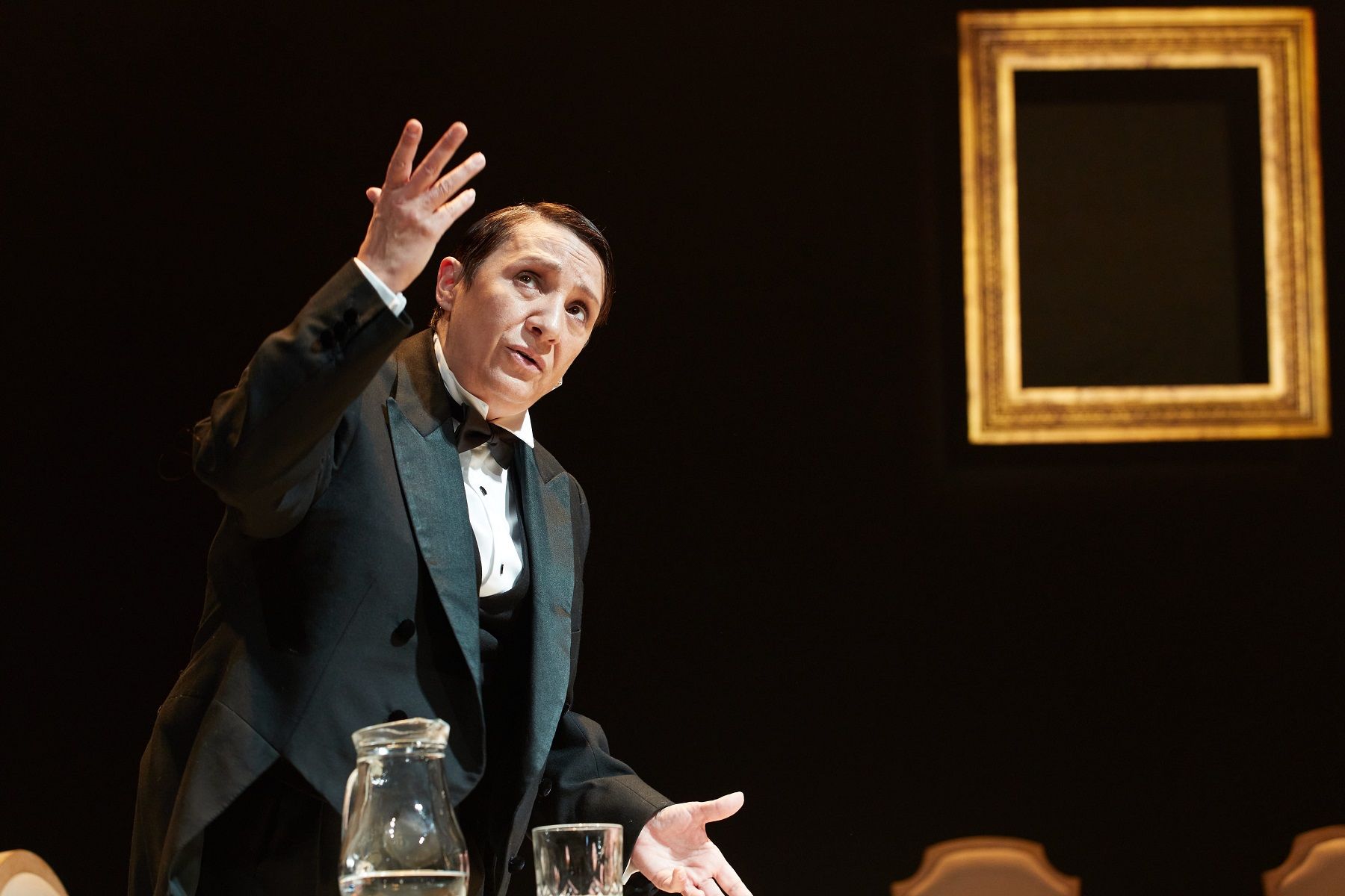 Un momento de 'Silencio', con Blanca Portillo sobre un texto de Juan Mayorga.