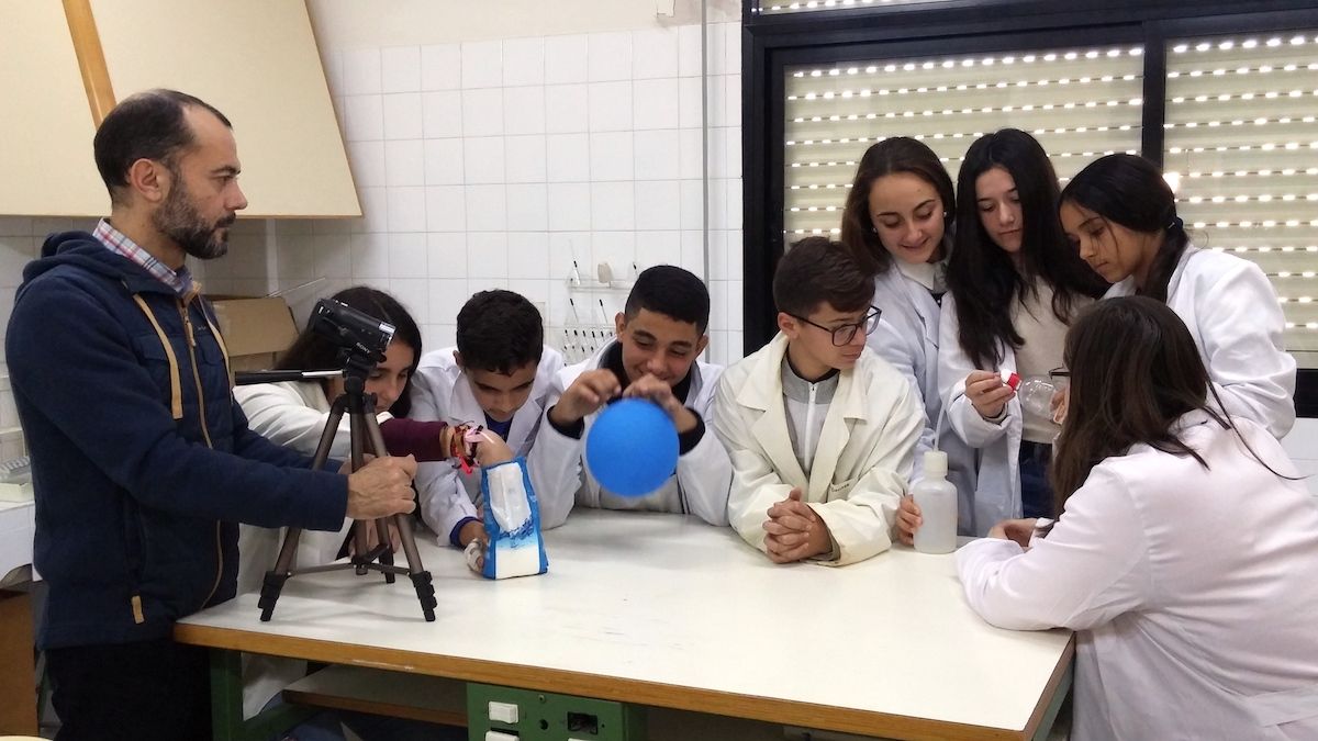 Antonio Pérez, durante la grabación de uno de sus vídeos.