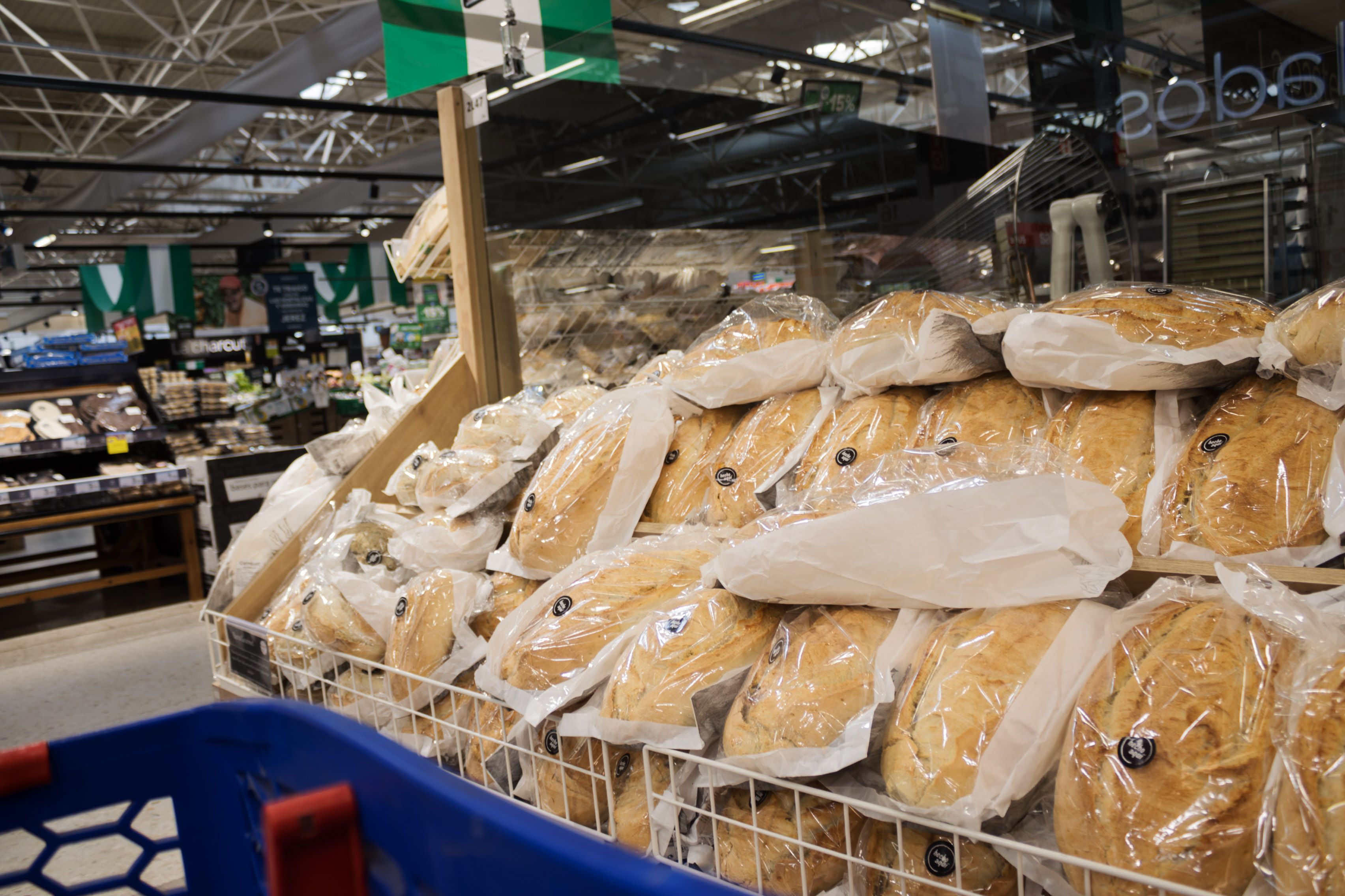 Pillado en un supermercado un prófugo de la Justicia.