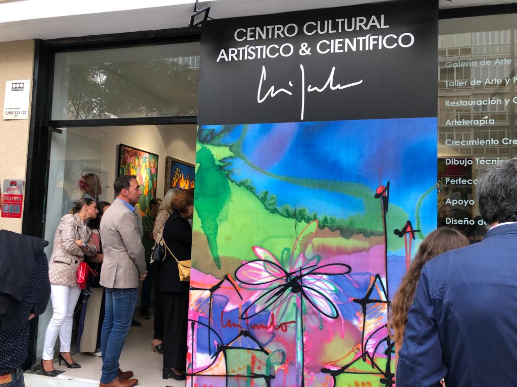 EL Centro Cultural Artístico y Científico Luis Gonzalo en Cádiz que recoge su legado.