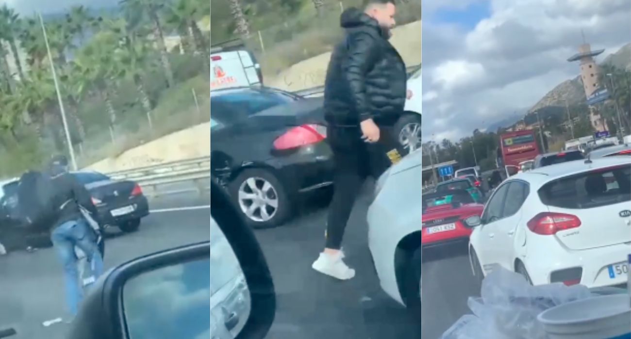 Conductores recogiendo billetes en la carretera.