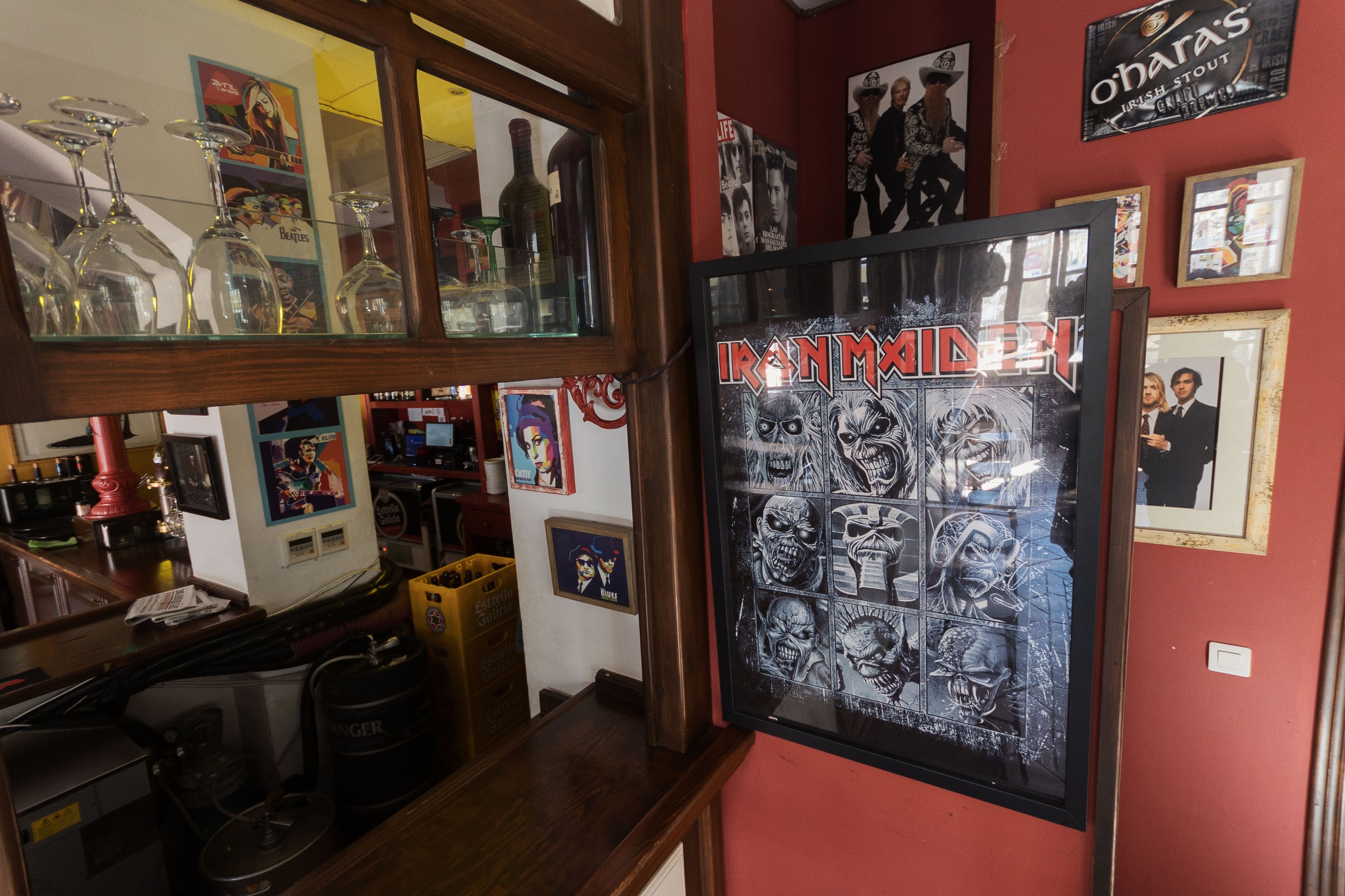 Cuadro de Iron Maiden, en homenaje a una clienta fiel. 