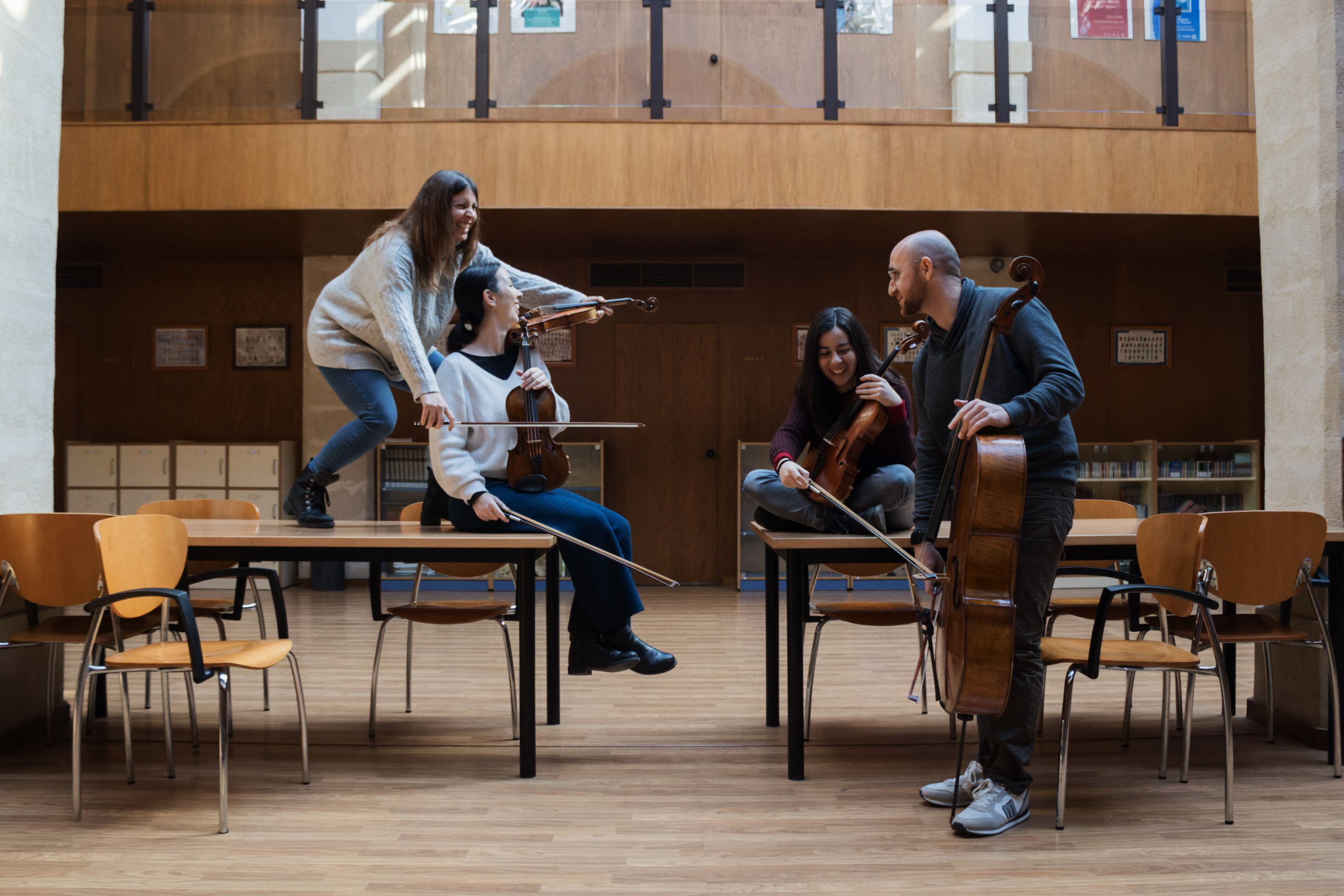 Las componentes de The Costellas, en un ensayo en días pasados en el Conservatorio de Jerez.