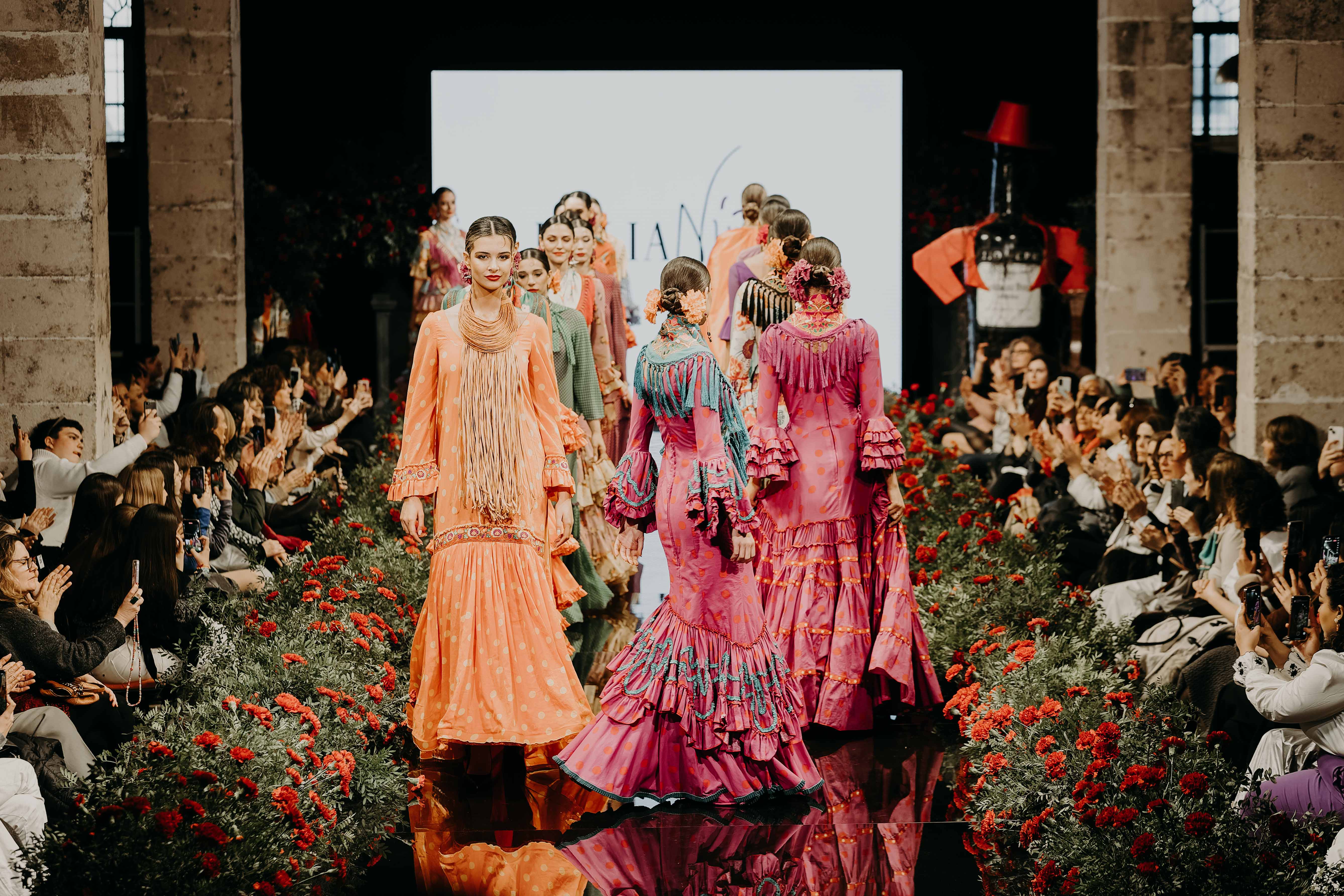 Colección de Flamenca Delia Pol Núñez Colección de Flamenca Delia Pol Núñez