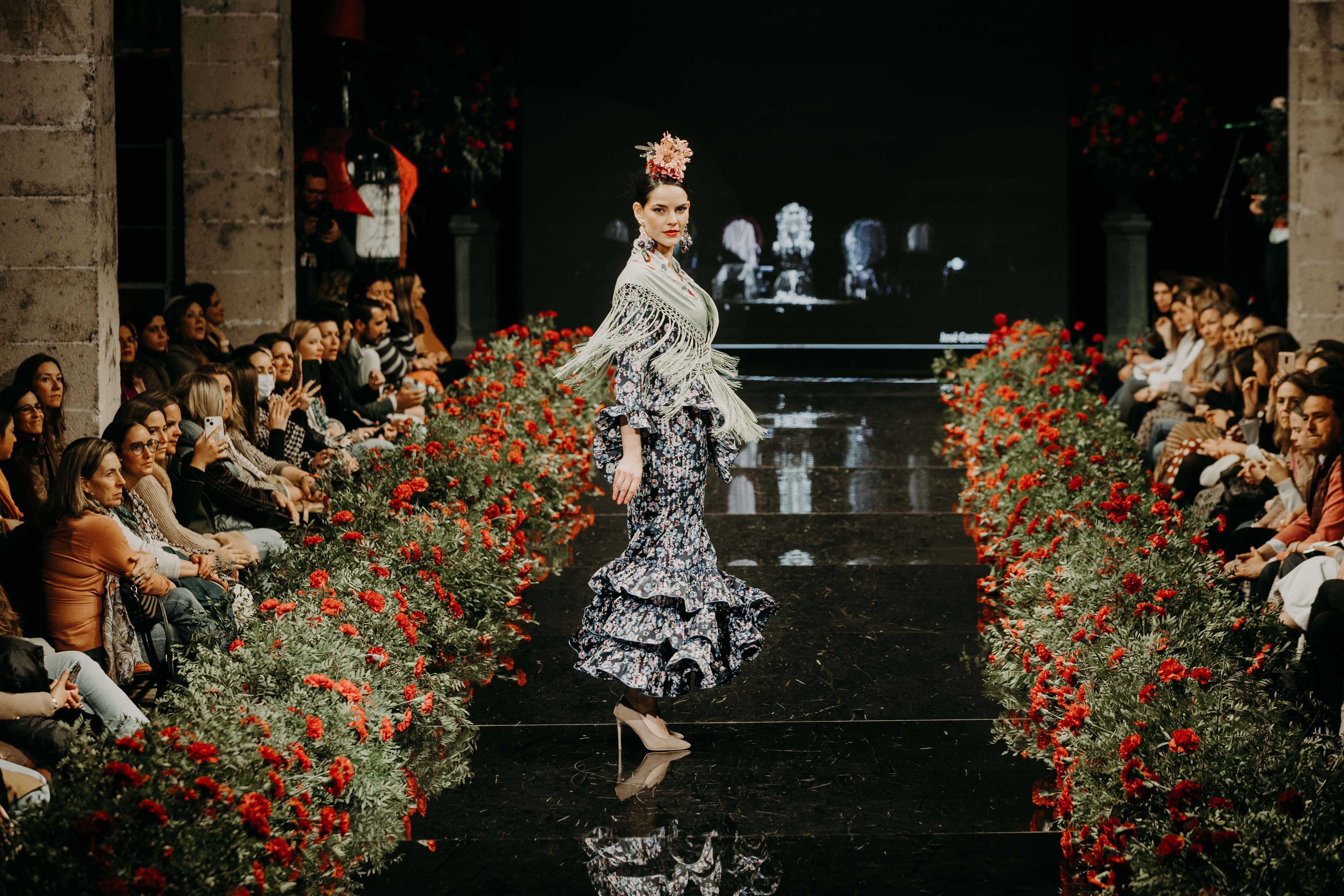 Desfile benéfico hermandad del Rocío de Jerez