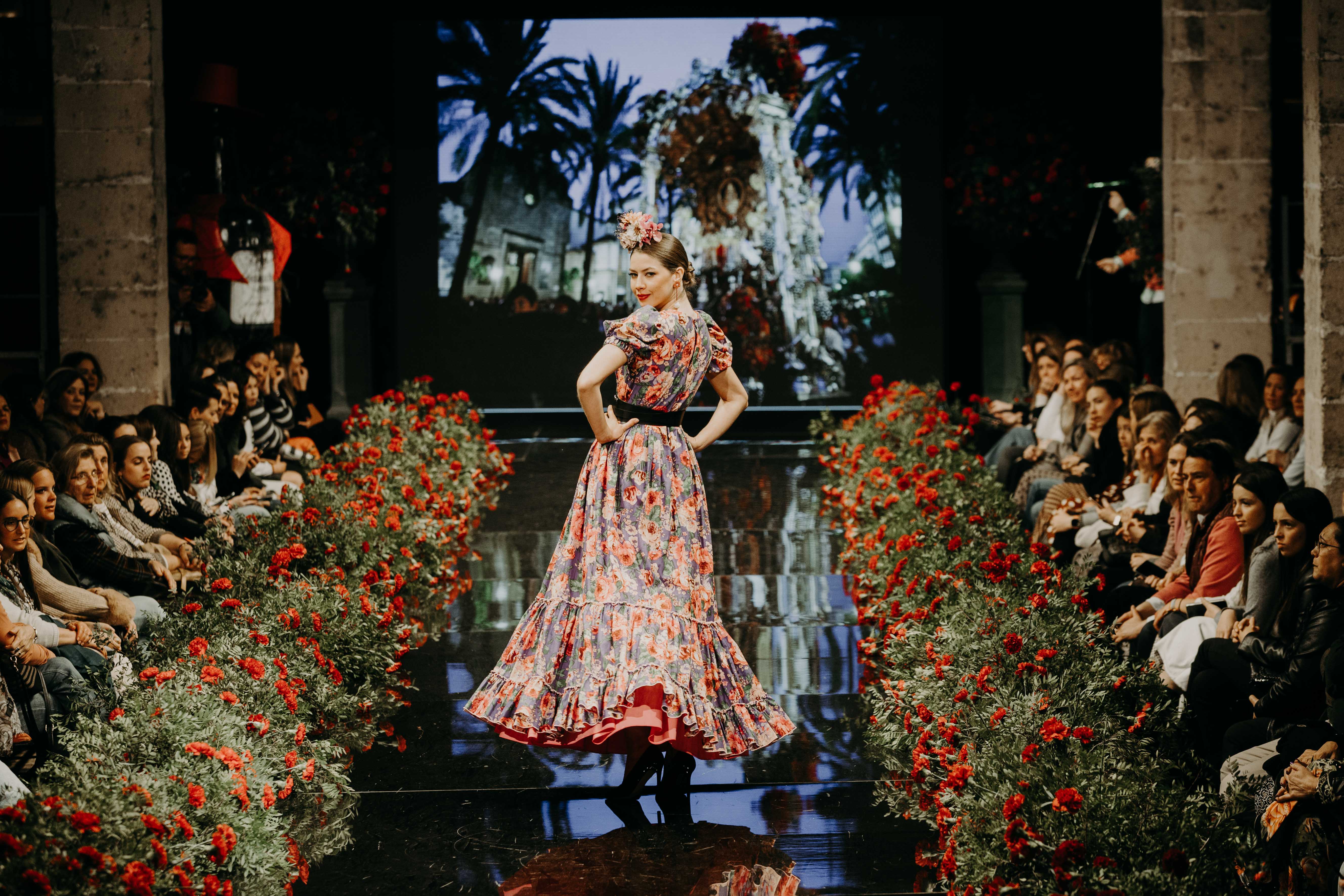 Desfile benéfico hermandad del Rocío de Jerez