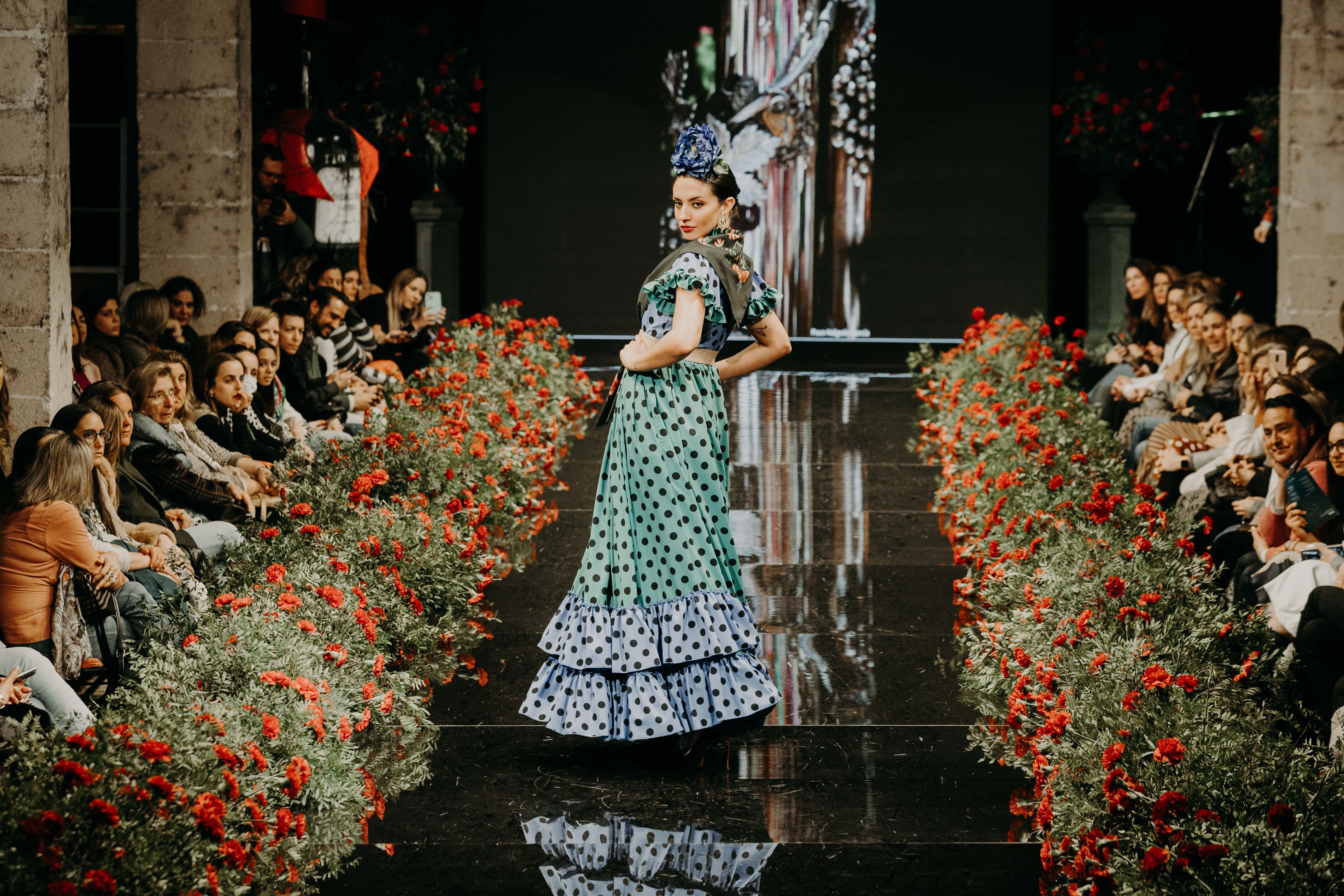 Desfile benéfico hermandad del Rocío de Jerez