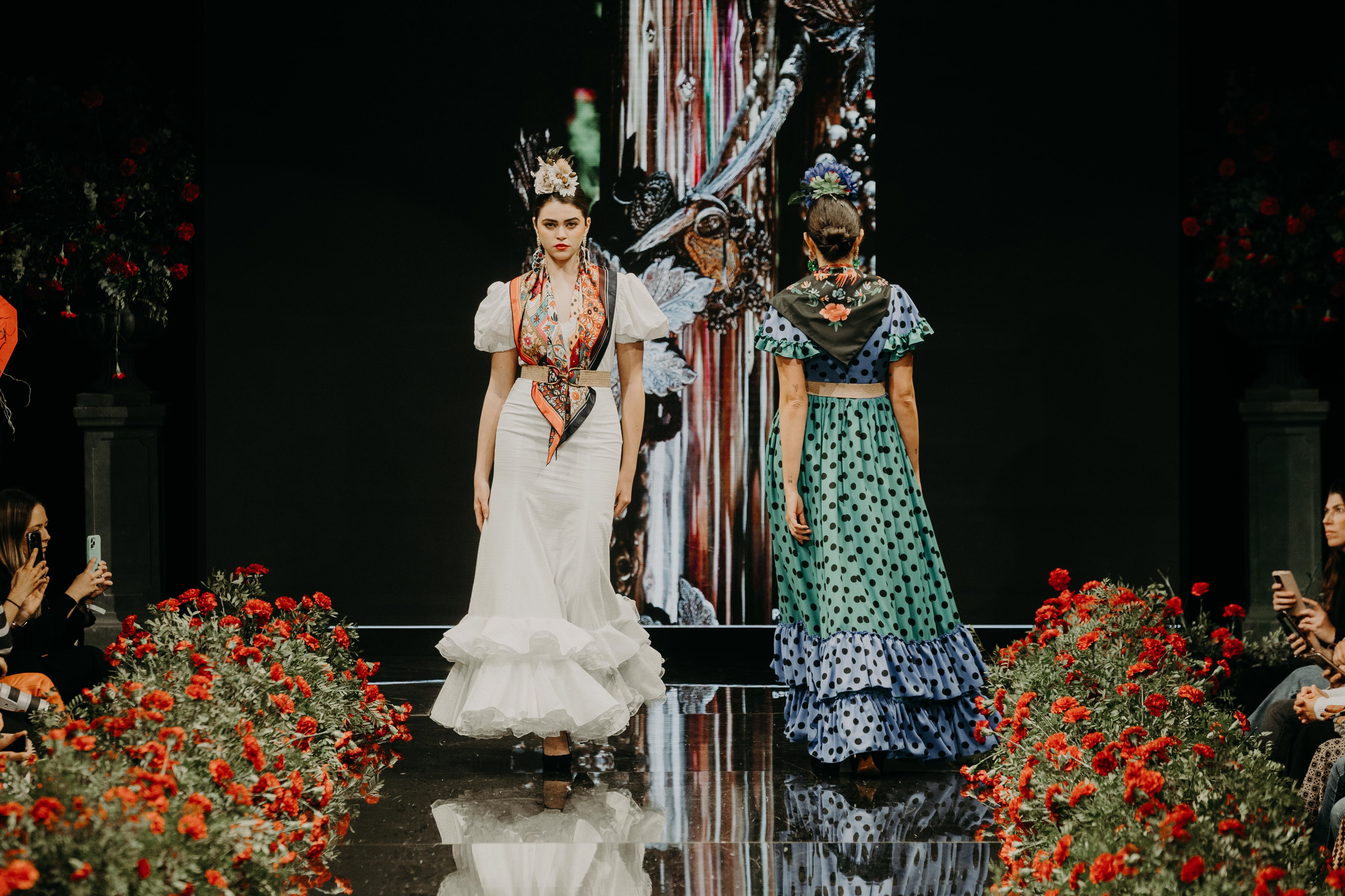 Desfile benéfico hermandad del Rocío de Jerez