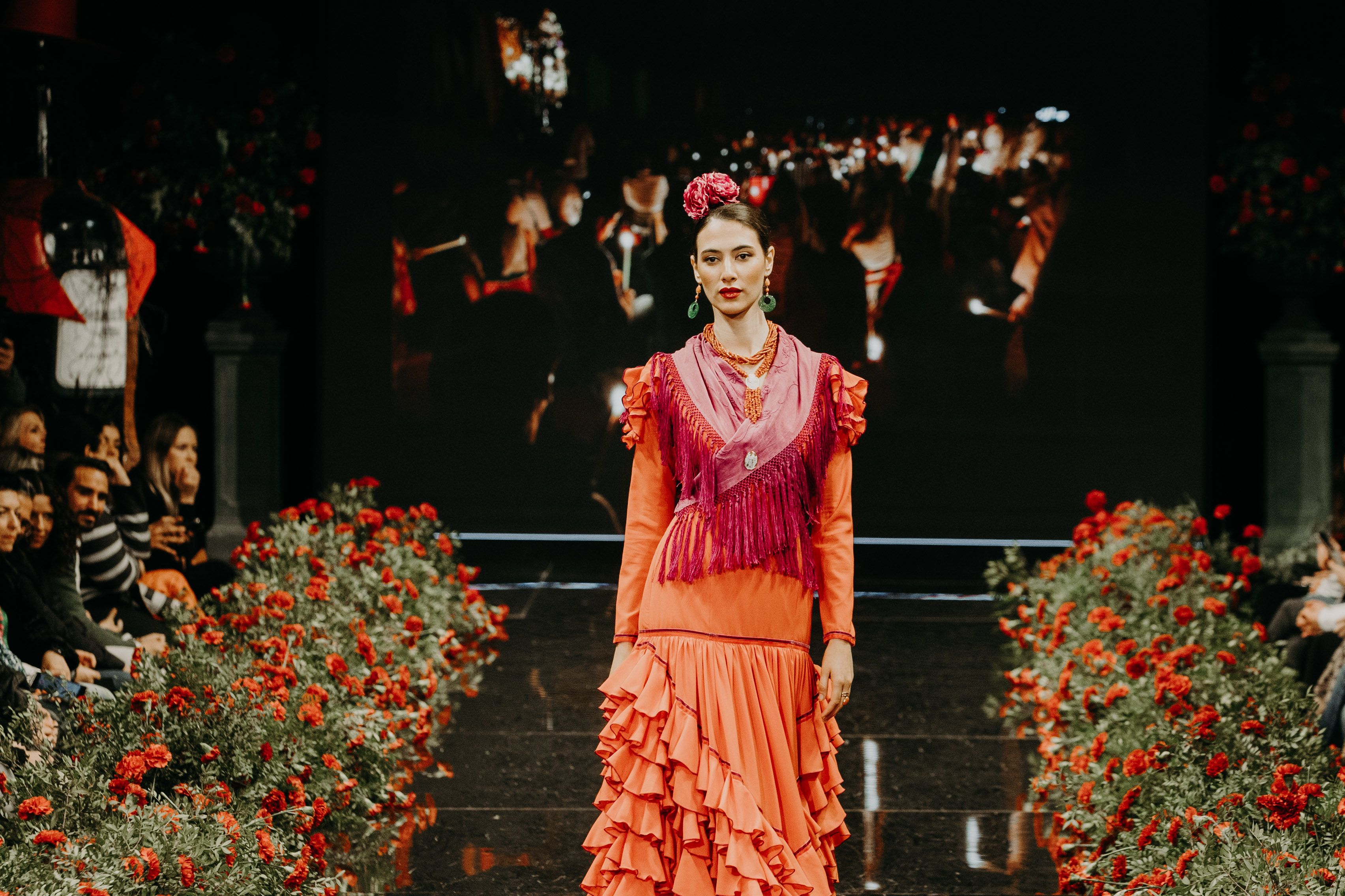 Desfile benéfico hermandad del Rocío de Jerez