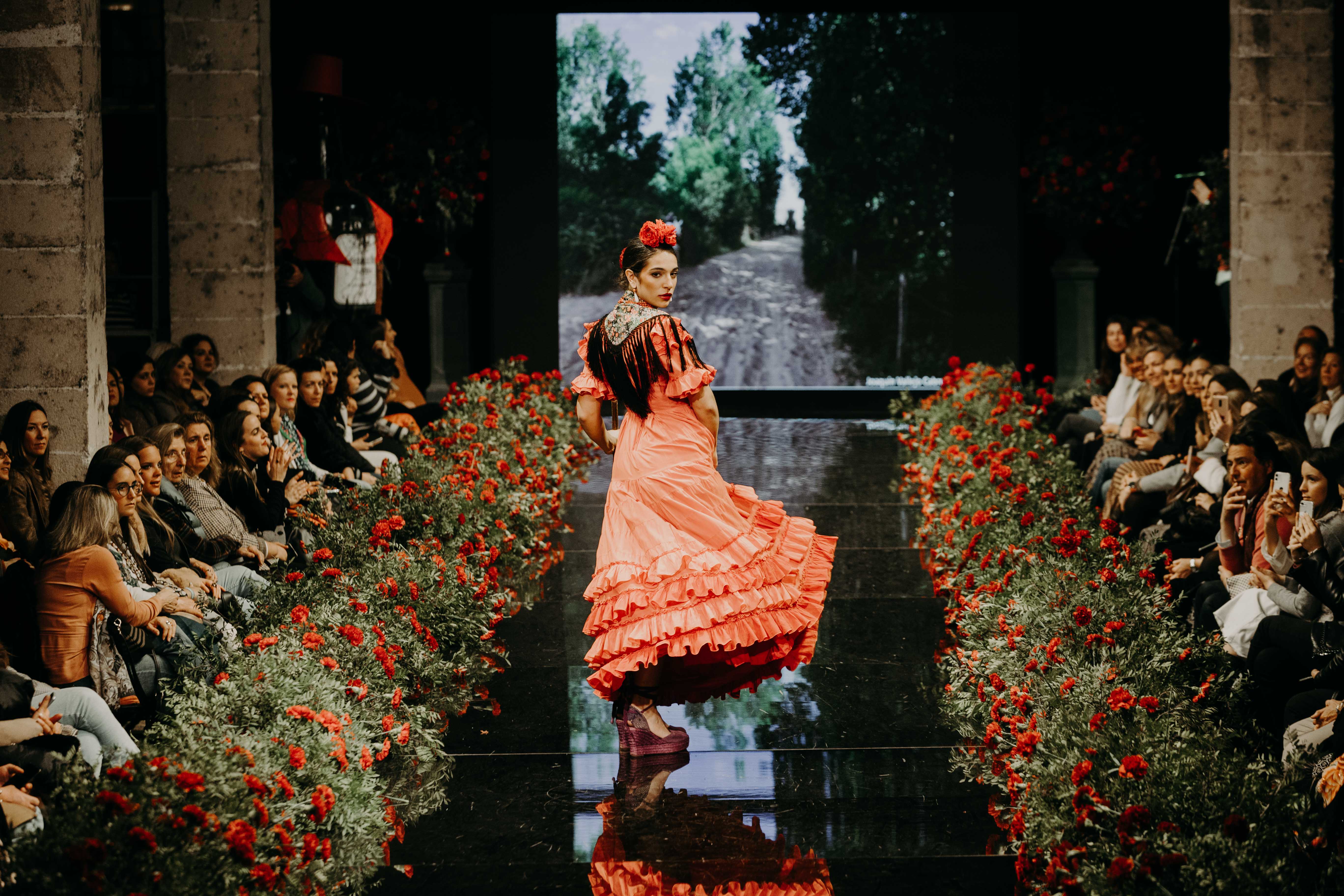 Desfile benéfico hermandad del Rocío de Jerez