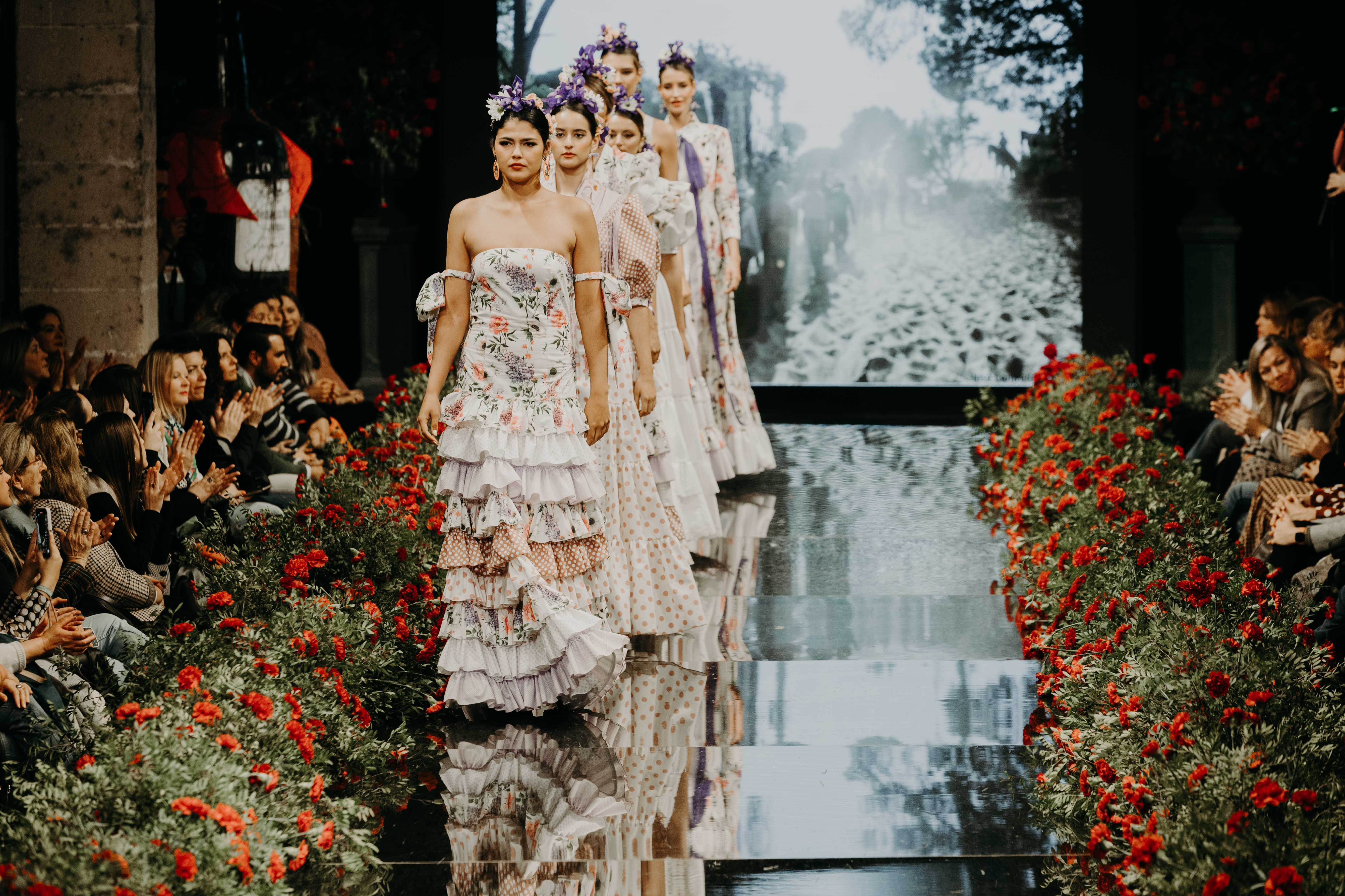 Desfile benéfico hermandad del Rocío de Jerez