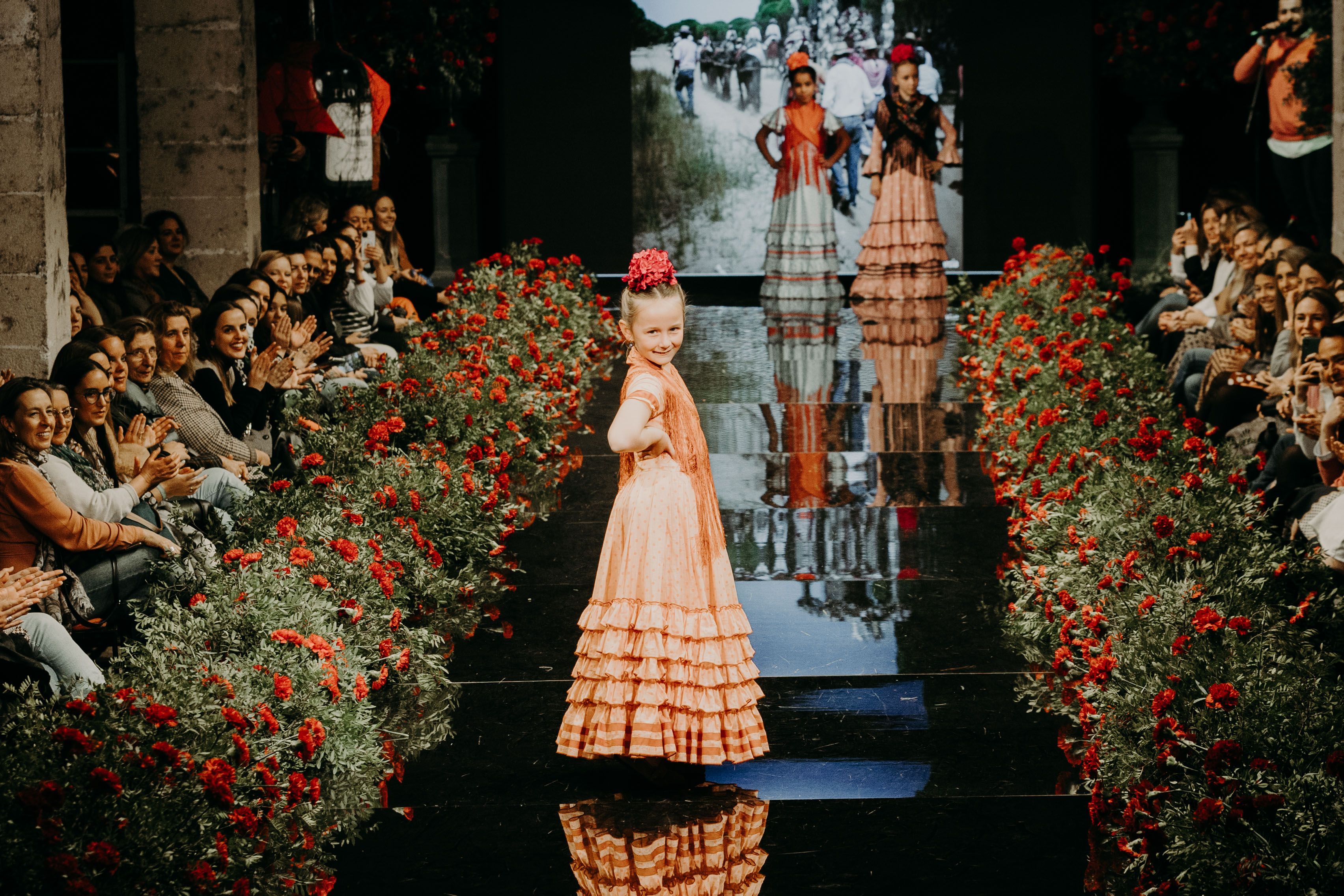 Desfile benéfico hermandad del Rocío de Jerez