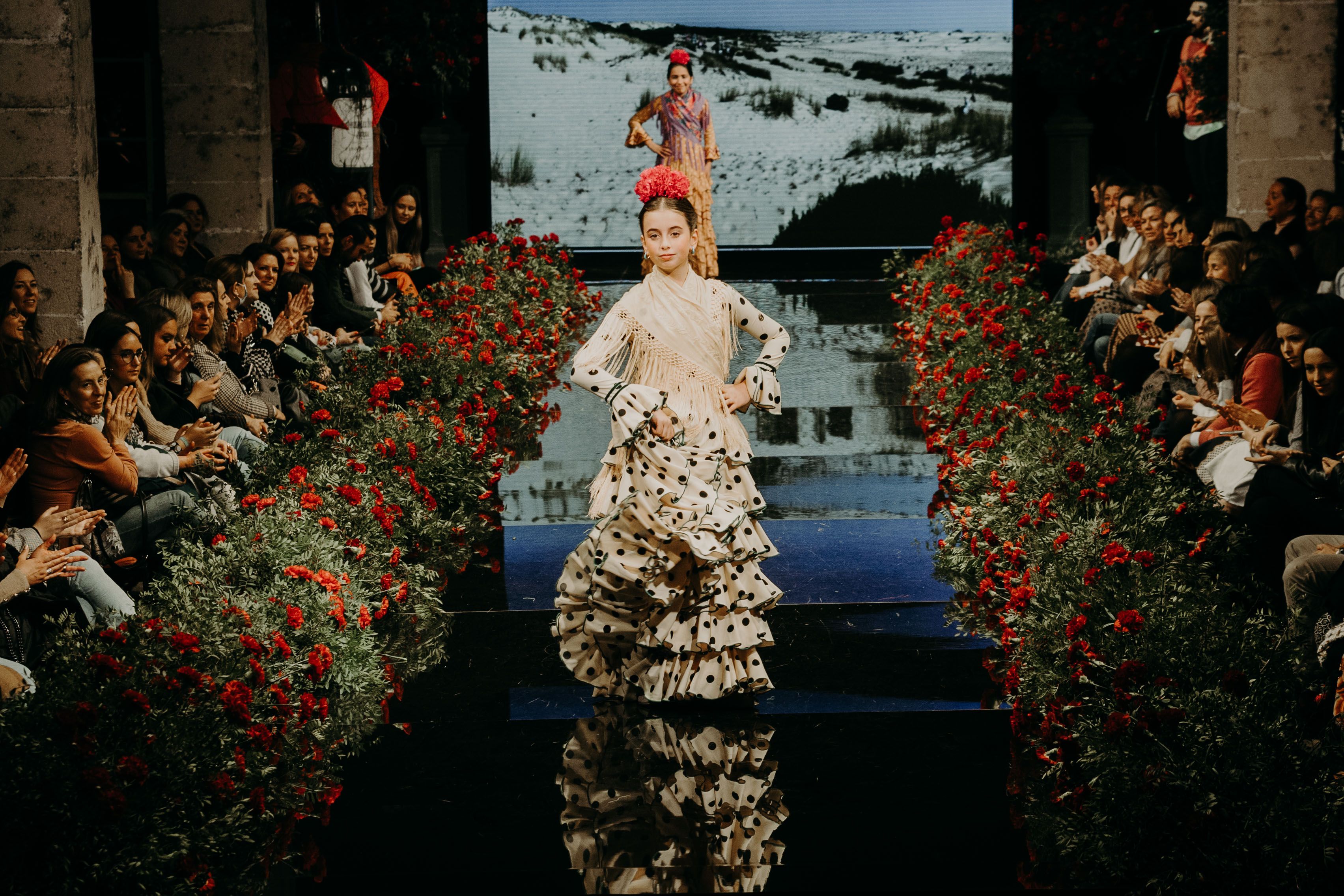 Desfile benéfico hermandad del Rocío de Jerez