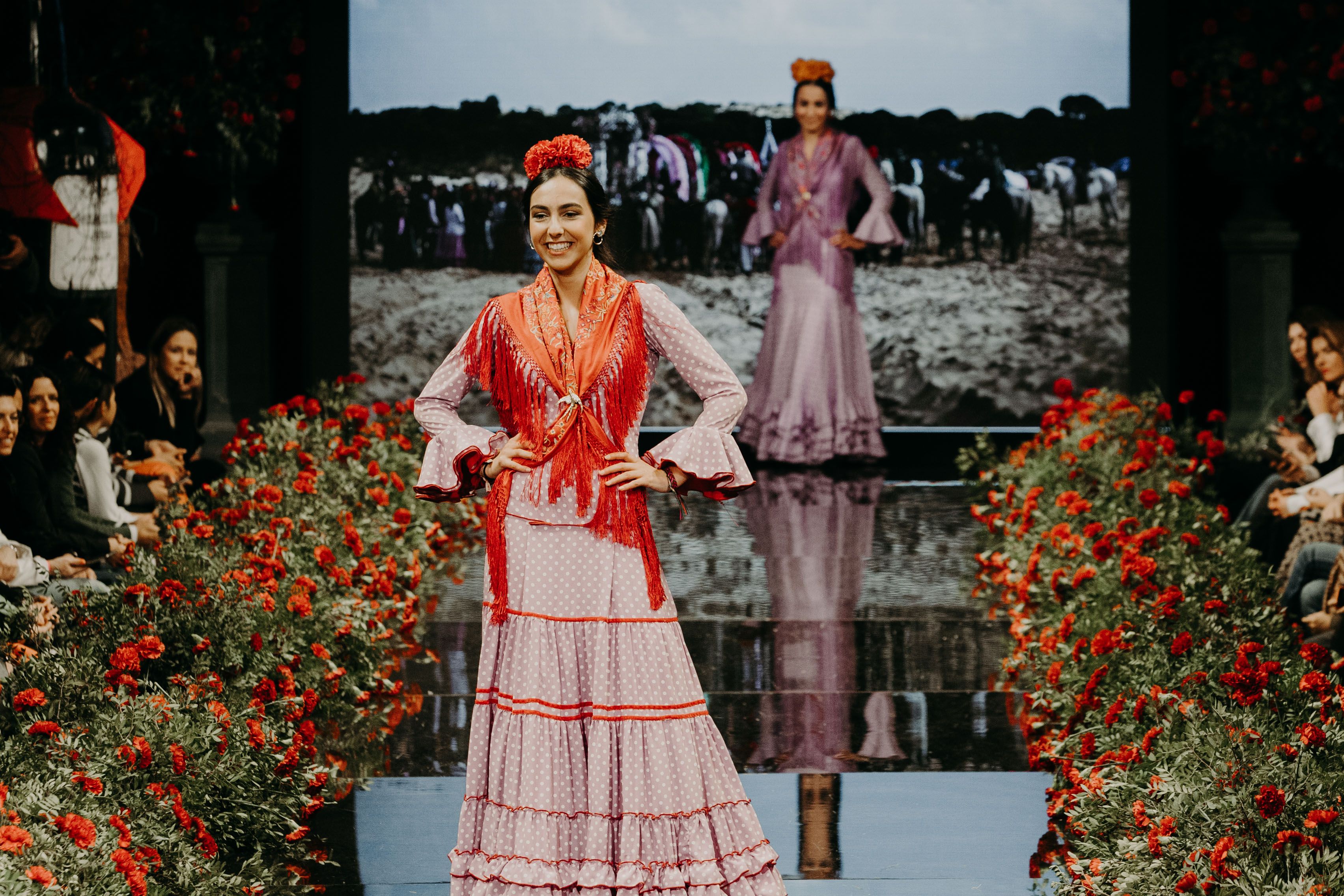 Desfile benéfico hermandad del Rocío de Jerez