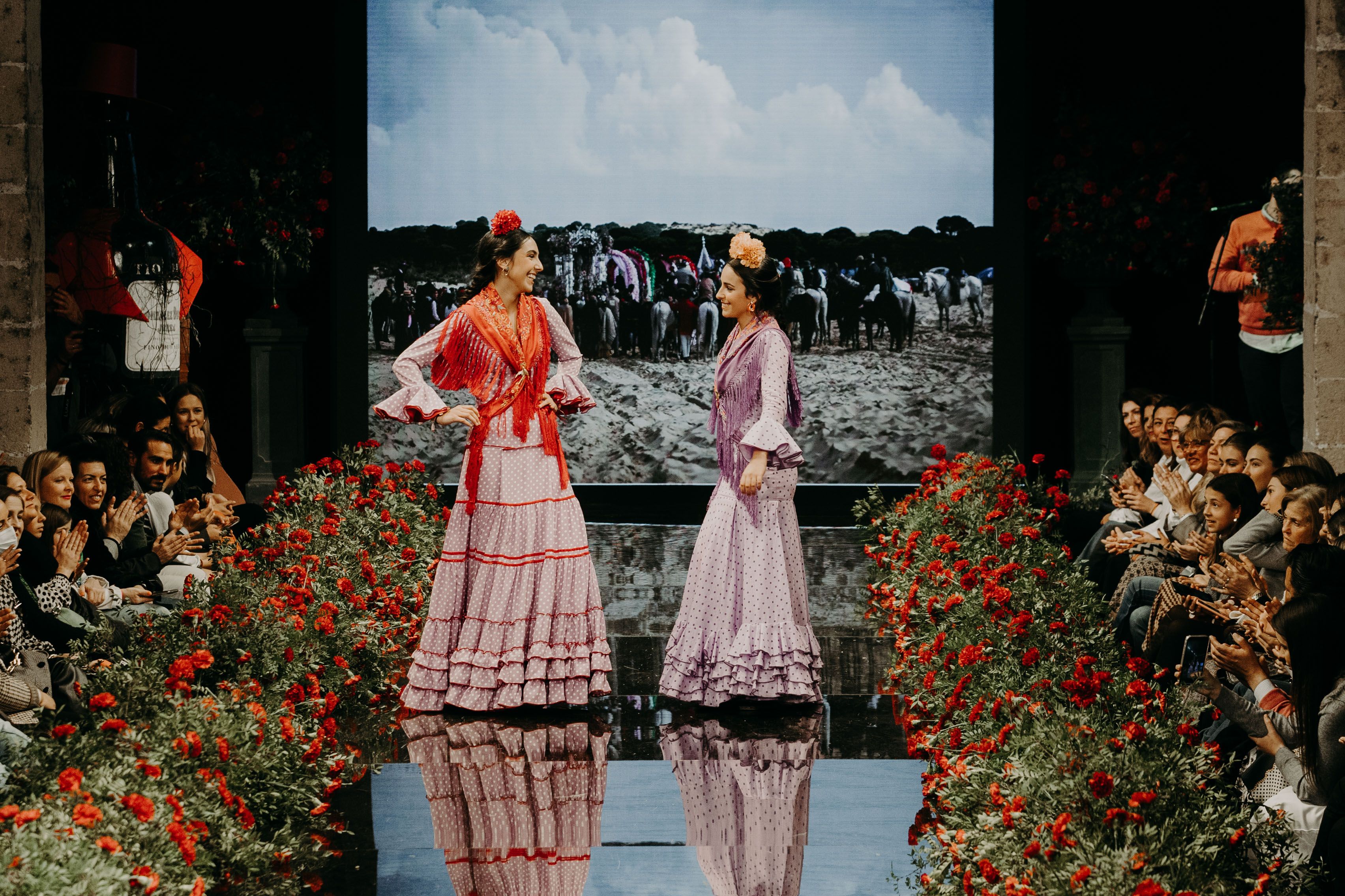 Desfile benéfico hermandad del Rocío de Jerez
