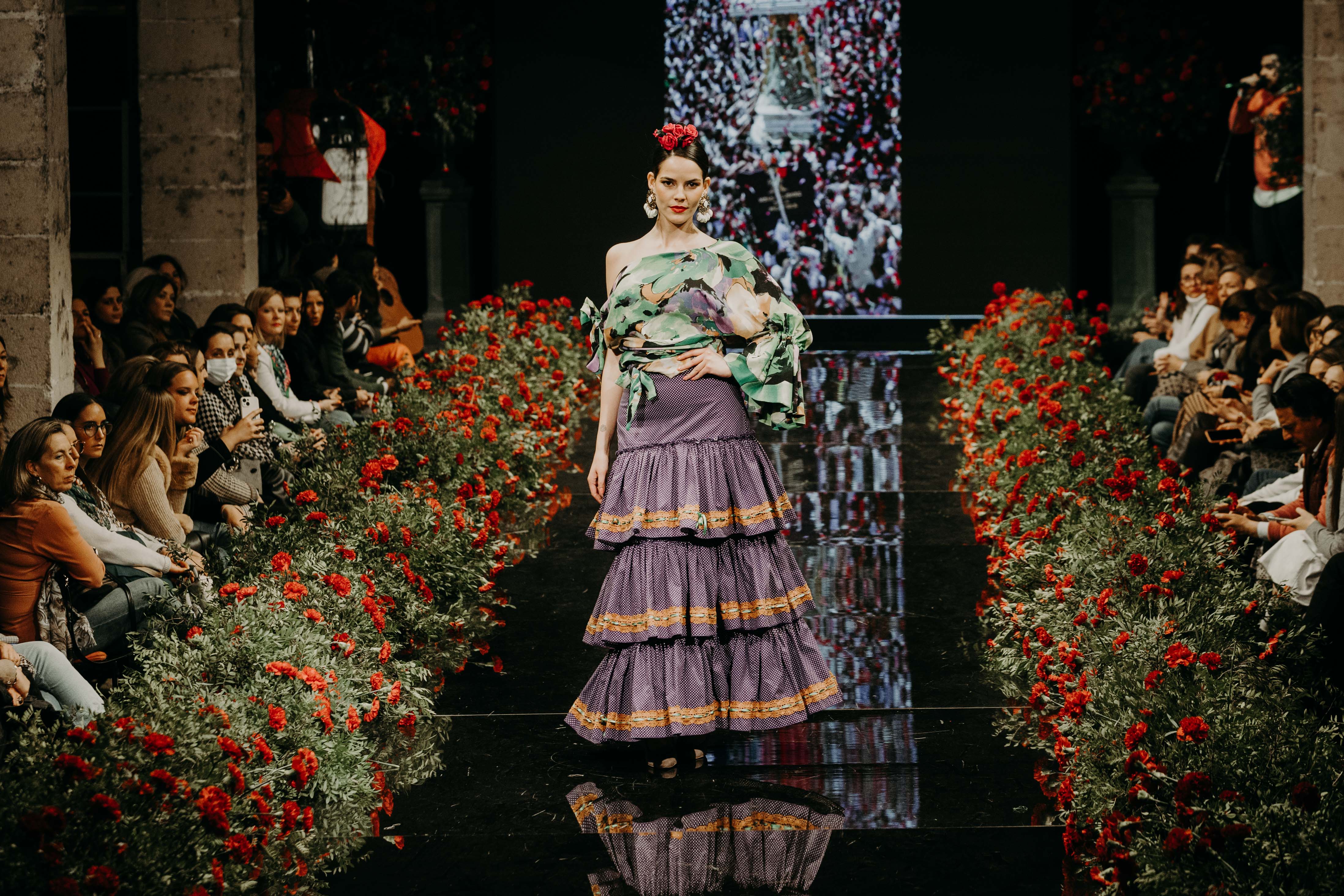Desfile benéfico hermandad del Rocío de Jerez