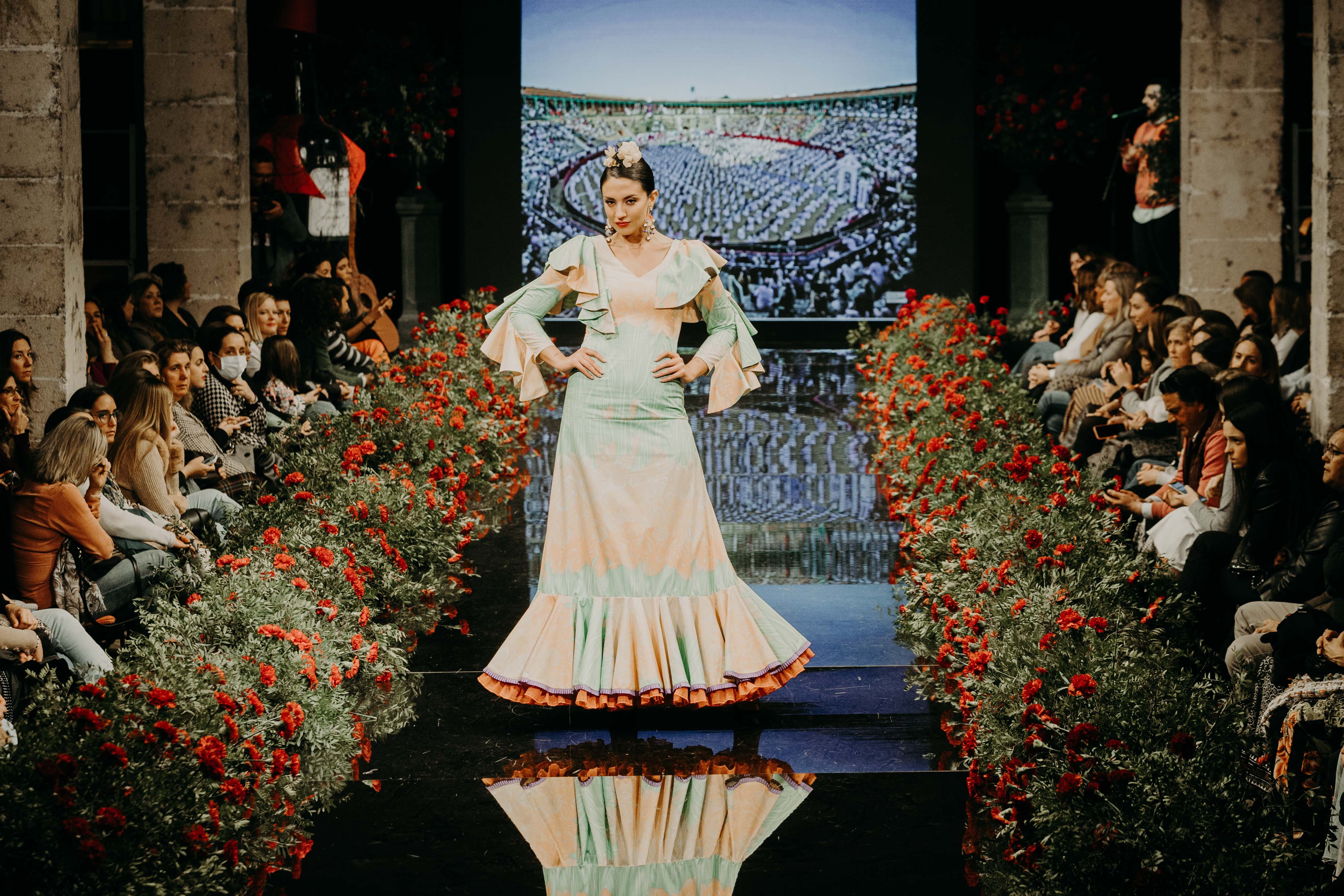 Desfile benéfico hermandad del Rocío de Jerez