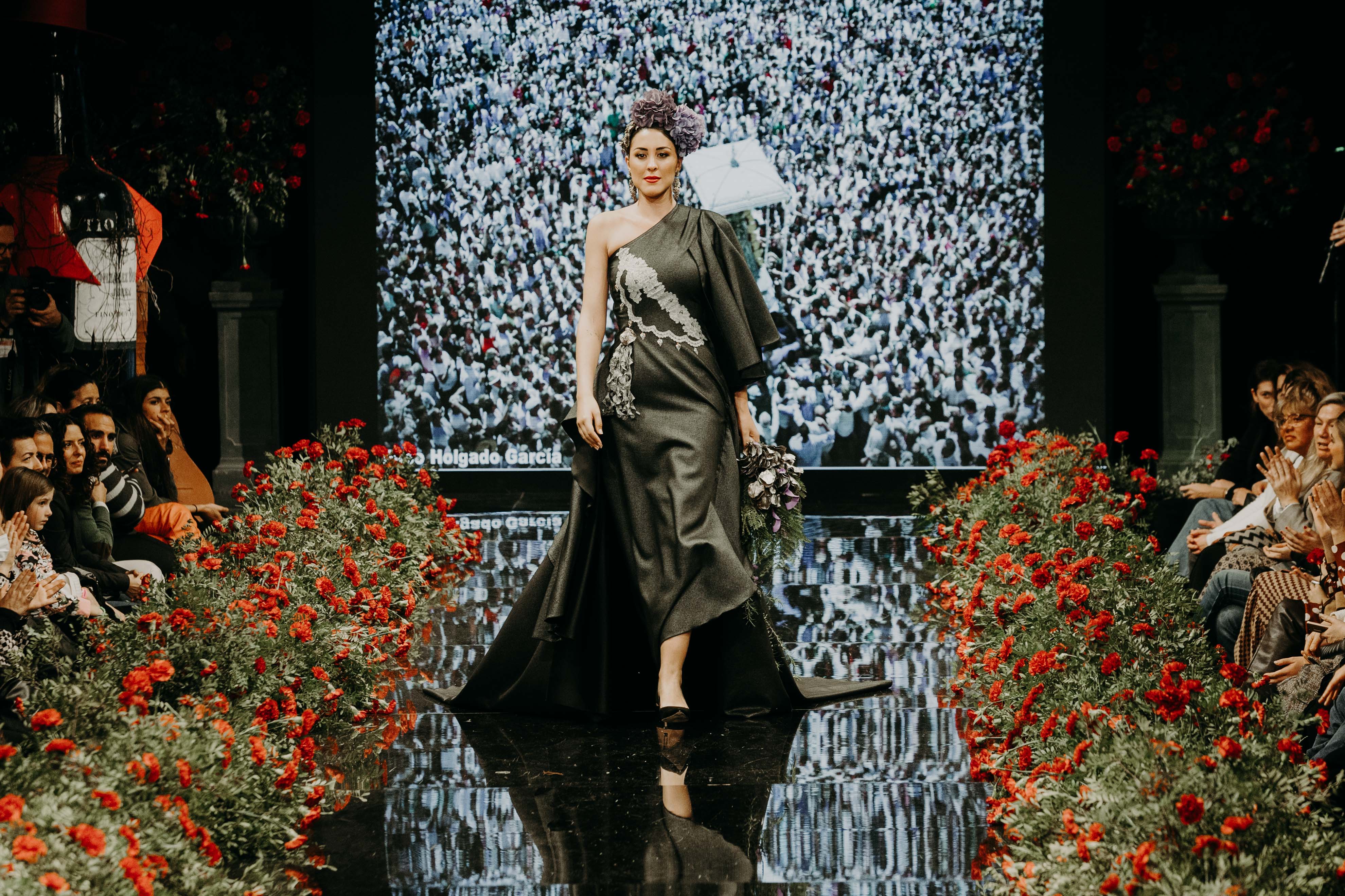 Desfile benéfico hermandad del Rocío de Jerez
