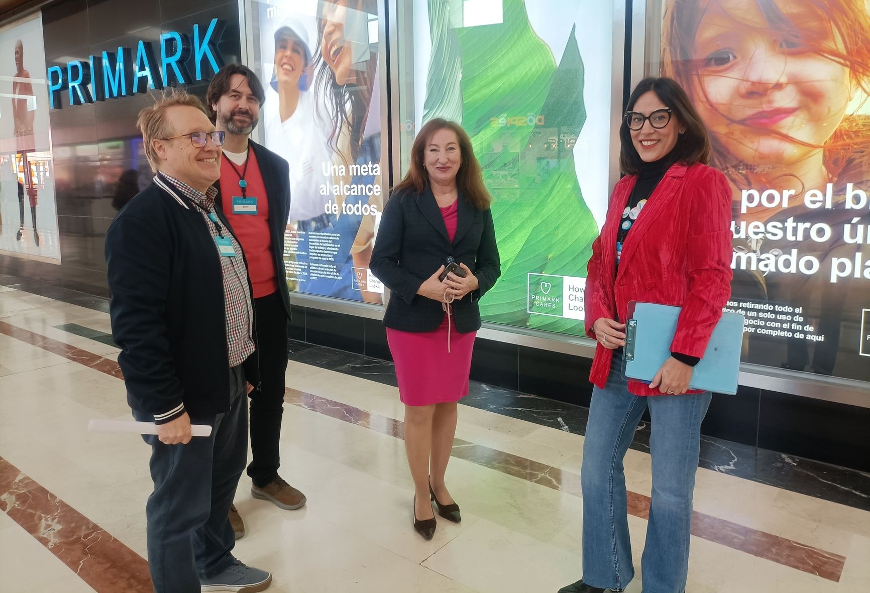 Primark desarrolla convenios de colaboración con dos institutos de Jerez.