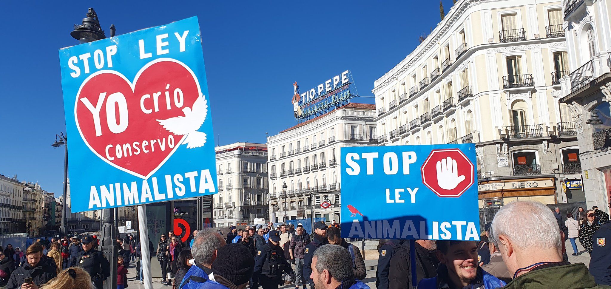 Movilización en Madrid contra la ley de bienestar animal.