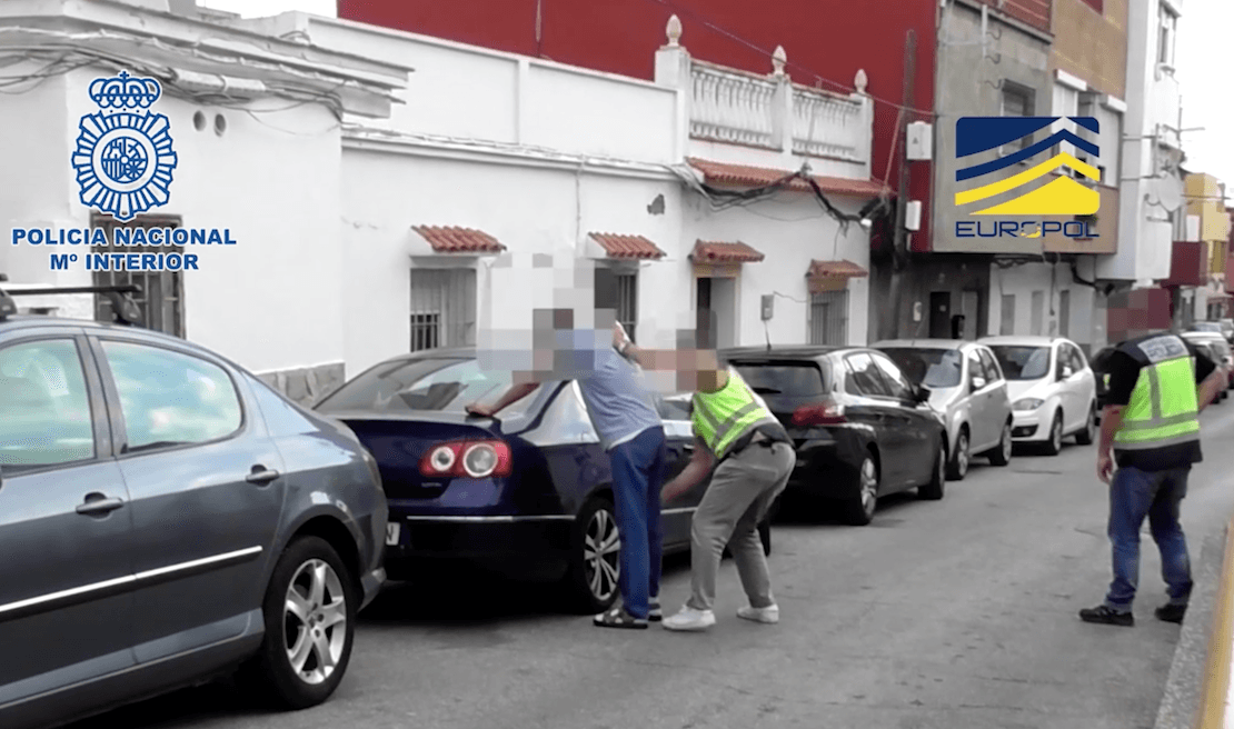 Momento de la detención del terrorista de Daesh.