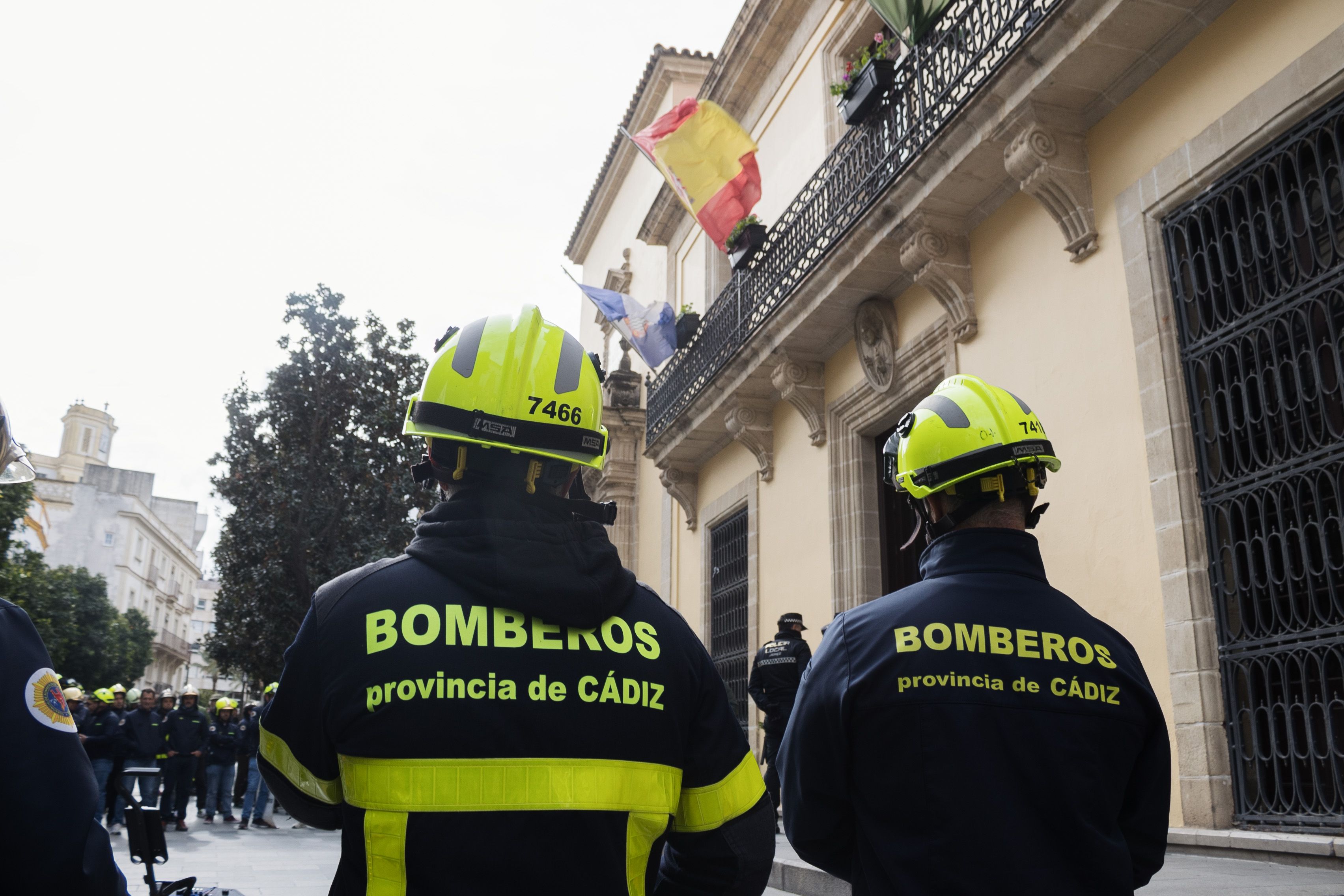 Manifestación del cuerpo de bomberos de Cádiz por una RPT justa.
