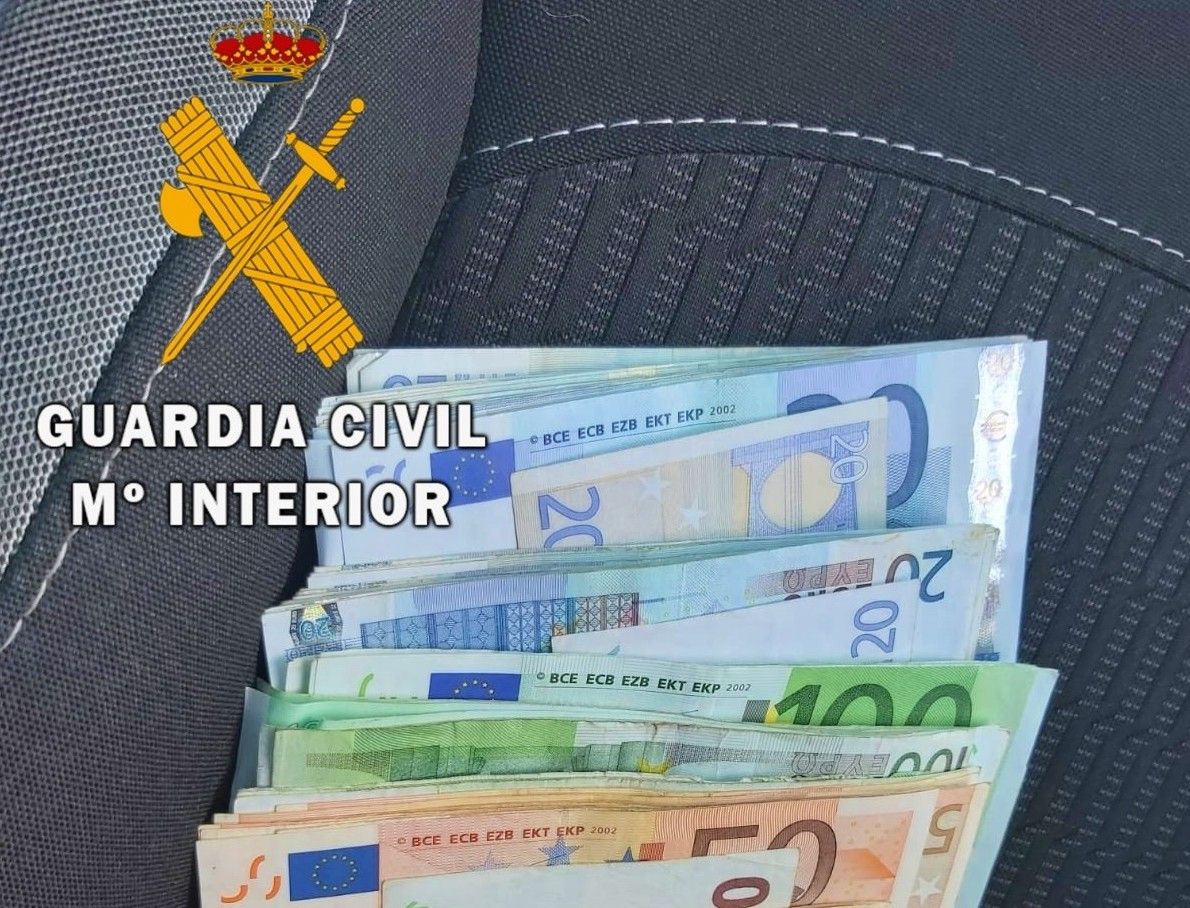 Parte del dinero sustraído.