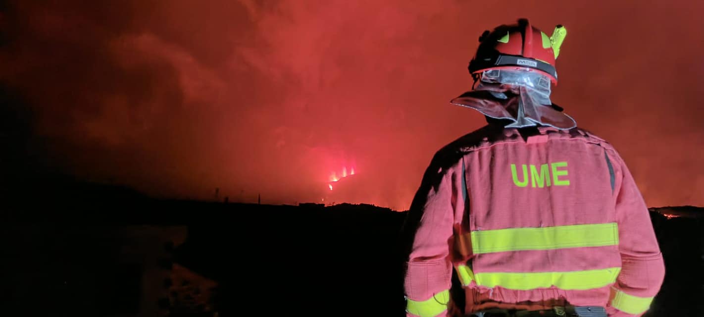 El jerezano en uno de sus trabajos con la UME.
