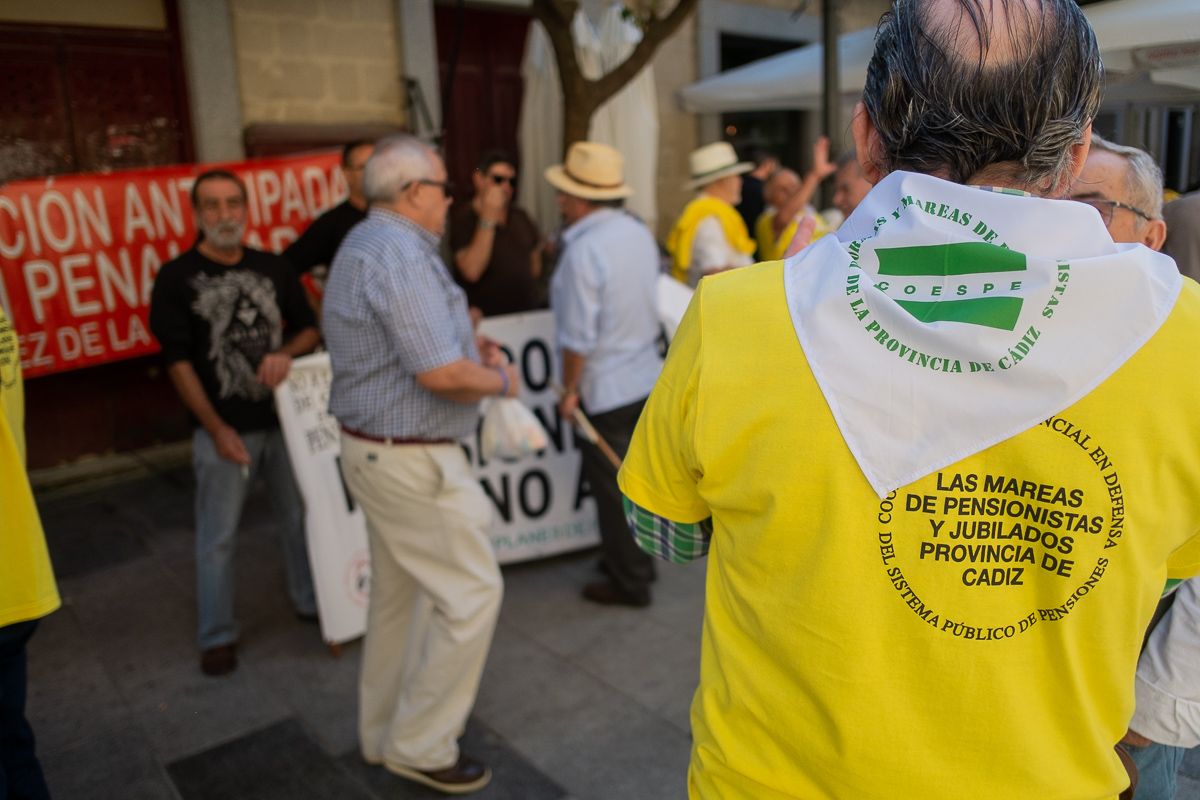 La Marea de Jubilados y Pensionistas de Jerez, durante una protesta. FOTO: MANU GARCÍA