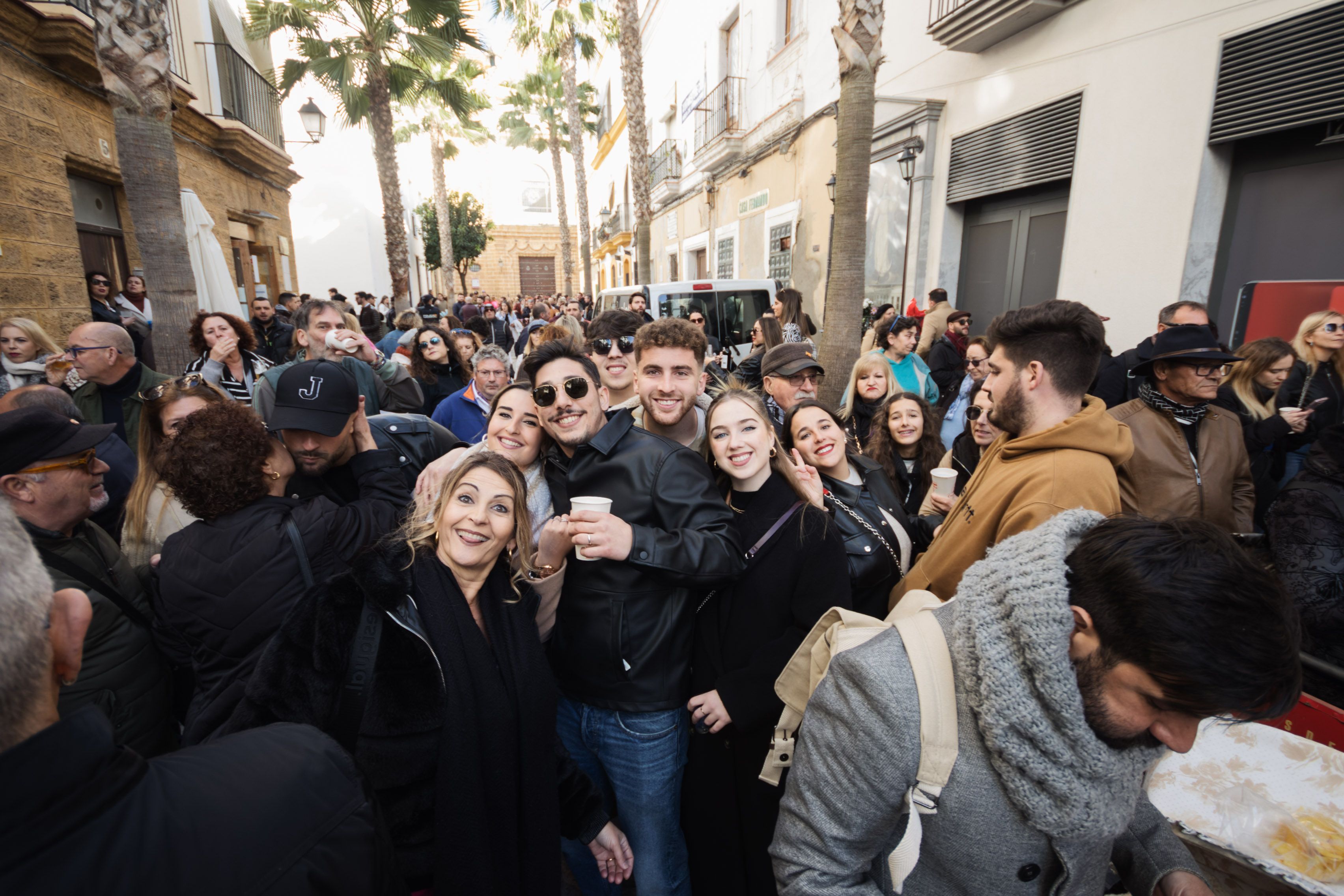 Erizada y ostionada en Cádiz Erizada y ostionada en Cádiz