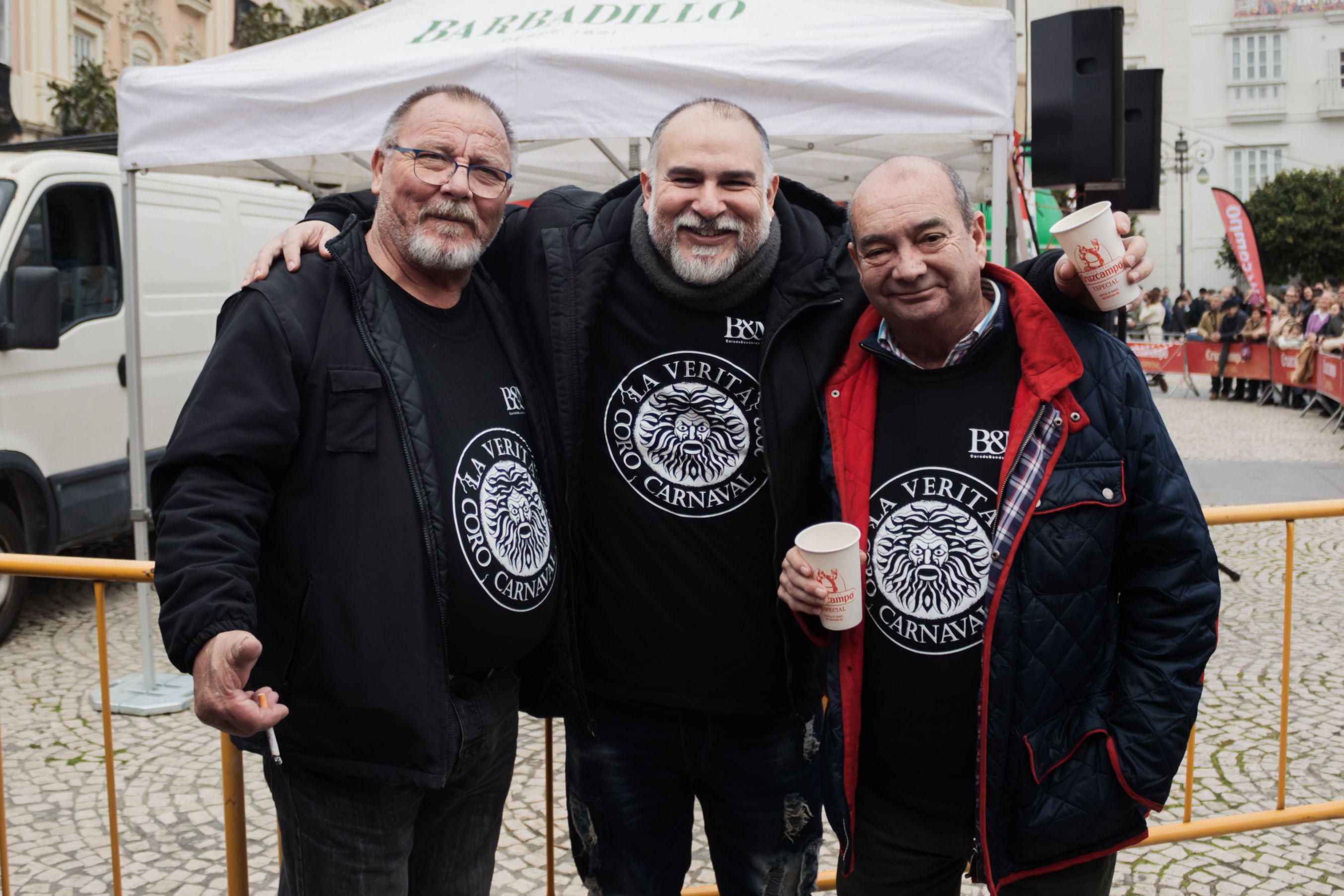 Erizada y ostionada en Cádiz Erizada y ostionada en Cádiz