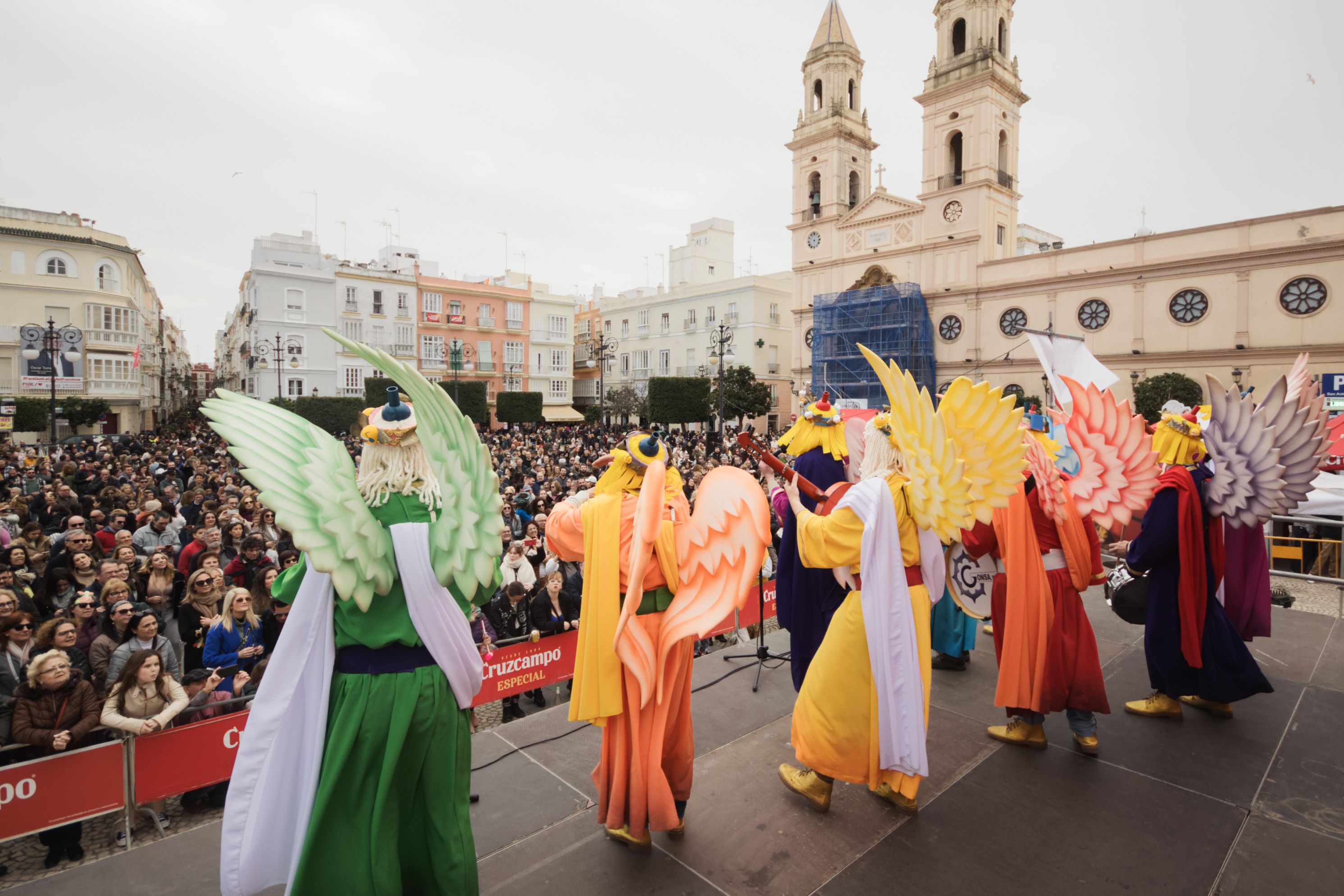 Erizada y ostionada en Cádiz Erizada y ostionada en Cádiz