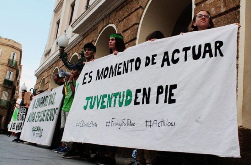 Imagen de una concentración de Fridays for Future en Cádiz. FOTO: FRIDAYS FOR FUTURE CÁDIZ.