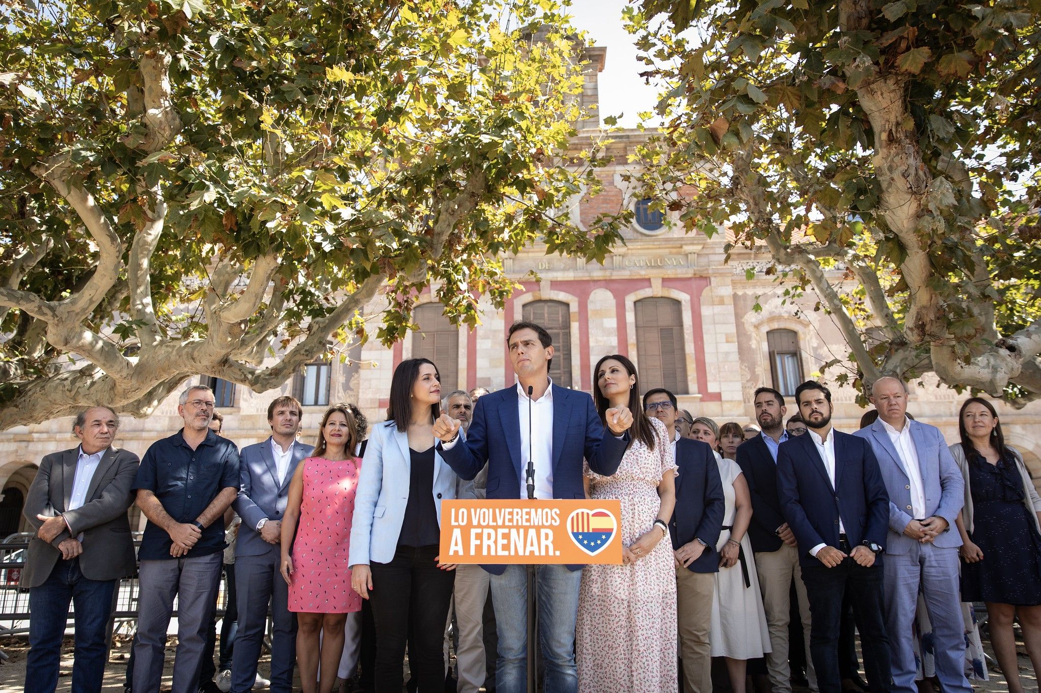 Inés Arrimadas y Lorena Roldán, junto a Albert Rivera y otros miembros de Cs, en una imagen de archivo.