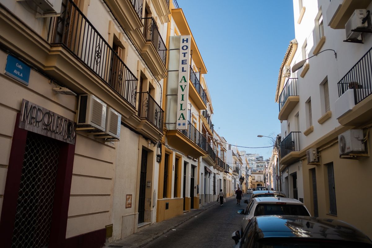 El antiguo Hotel Ávila, en una imagen reciente. FOTO: MANU GARCÍA