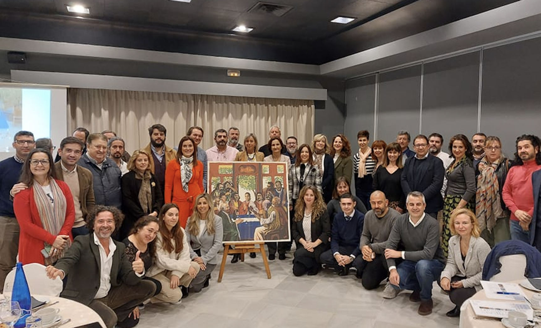 Foto de todos los participantes en el encuentro del Hotel Jerez.