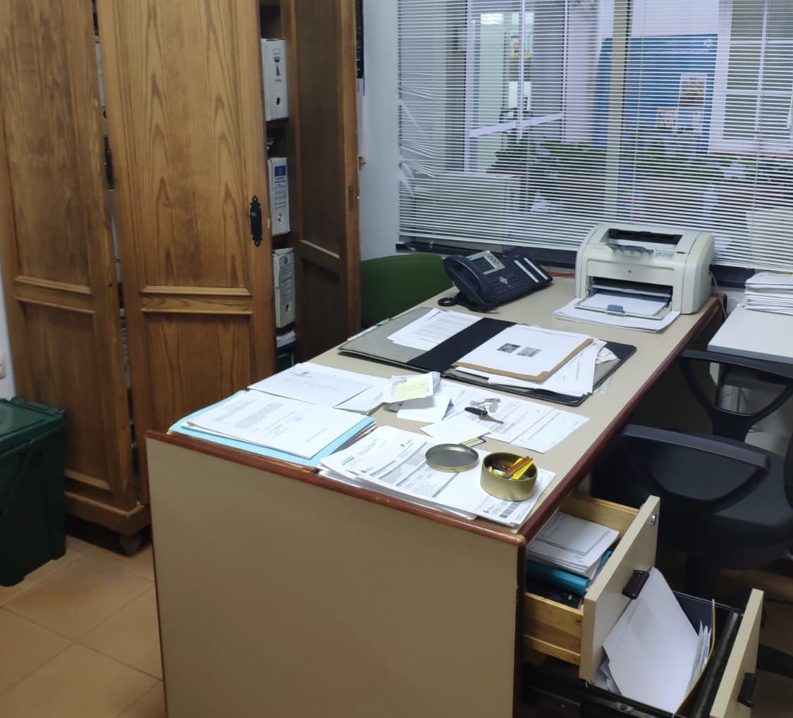 Robo en el Ayuntamiento de Zahara de la Sierra.