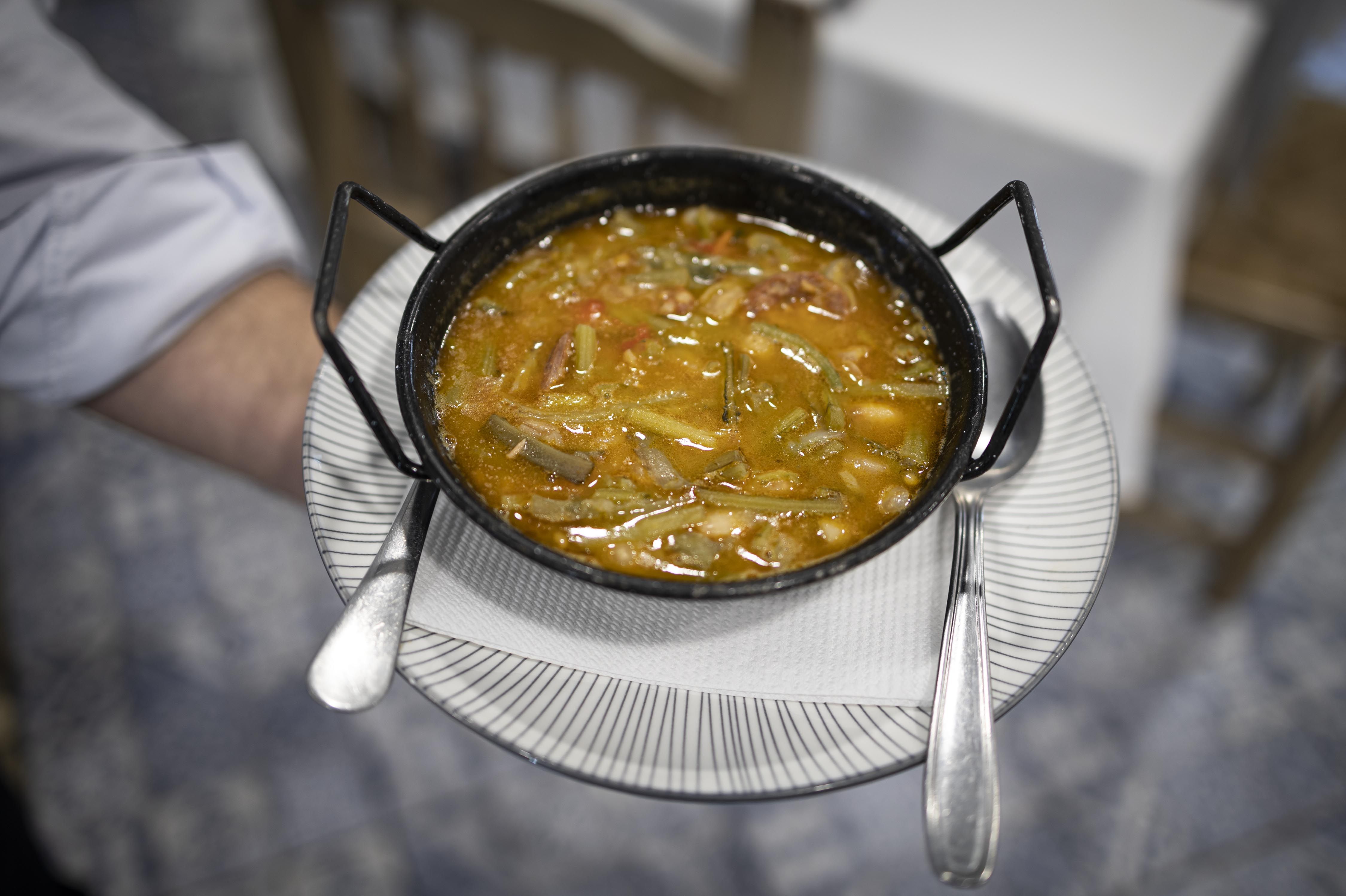 garbanzos con tagarninas la era josefi