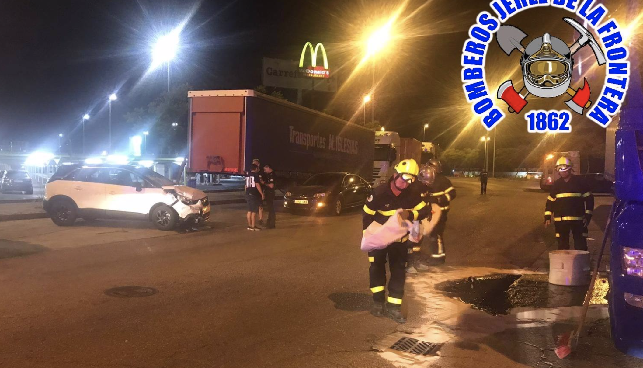 Accidente en la zona de Puerta del Sur, en la noche de este pasado sábado.
