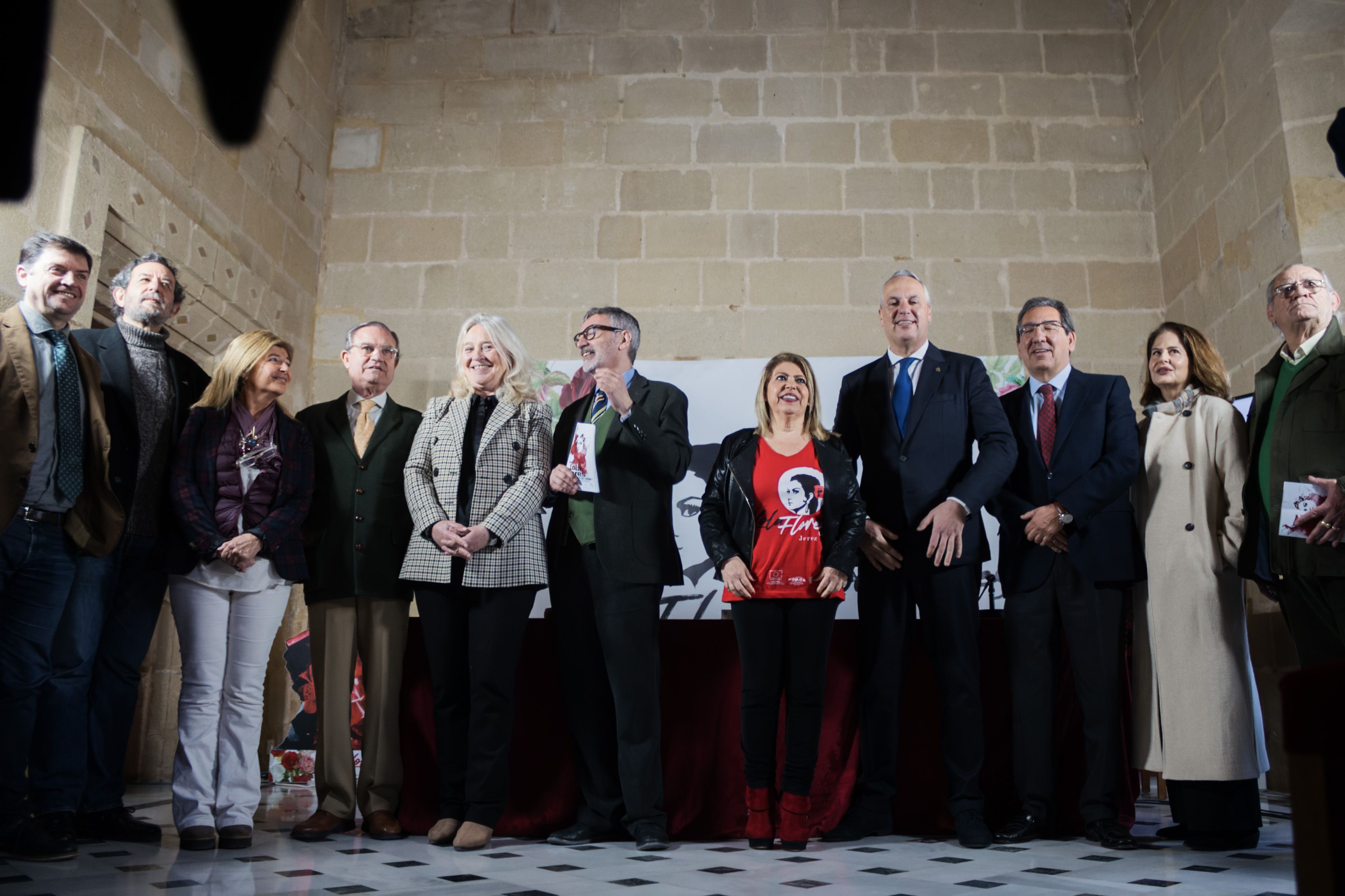 Foto grupal de los asistentes. 