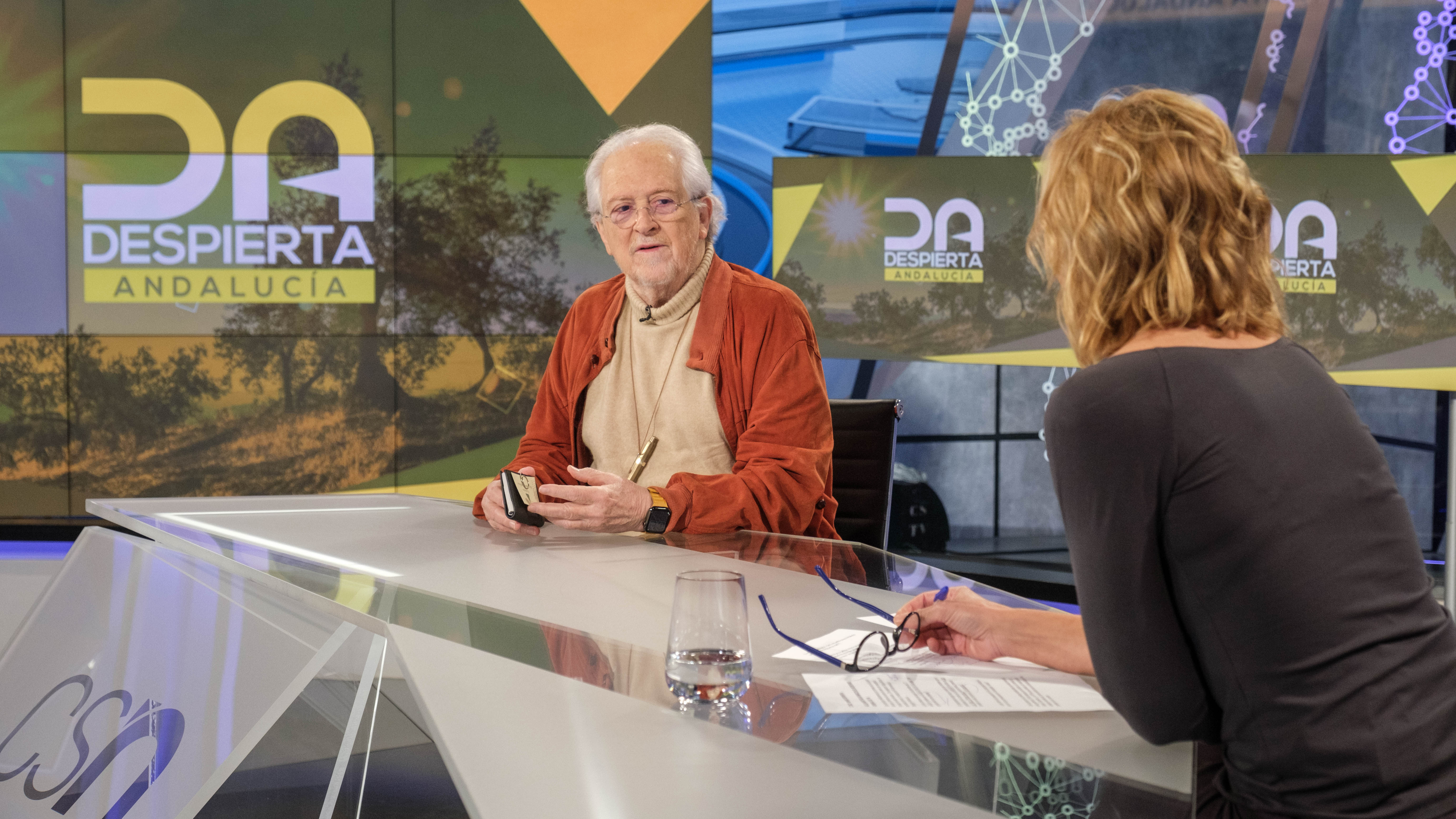 Rojas Marcos en una entrevista en Canal Sur. Rojas Marcos en una entrevista en Canal Sur.