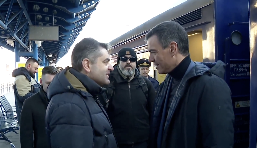 Pedro Sánchez, este jueves, llega a Kiev un día antes del aniversario del inicio de la guerra en Ucrania.