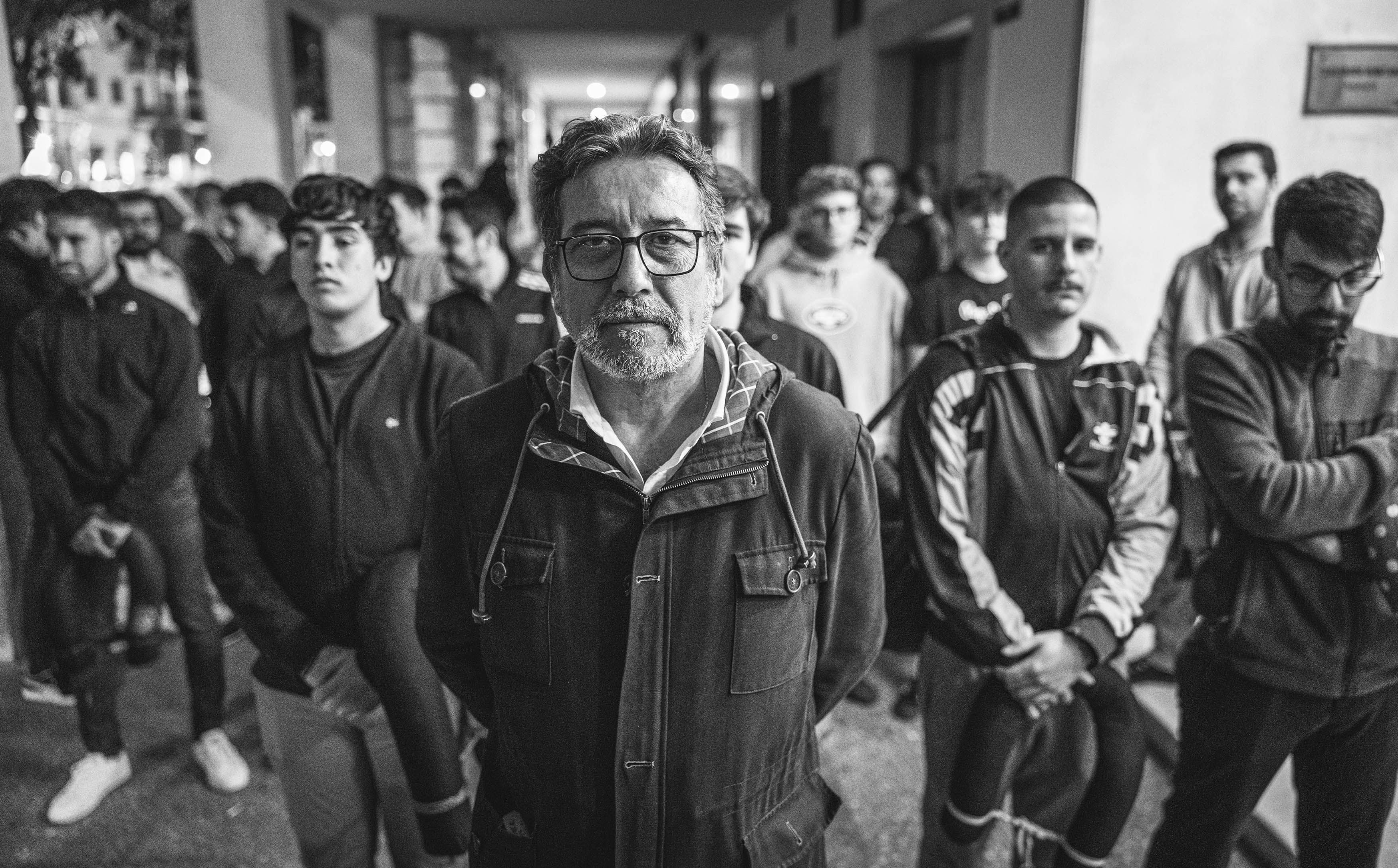 El capataz delante de la cuadrilla. ESTEBAN