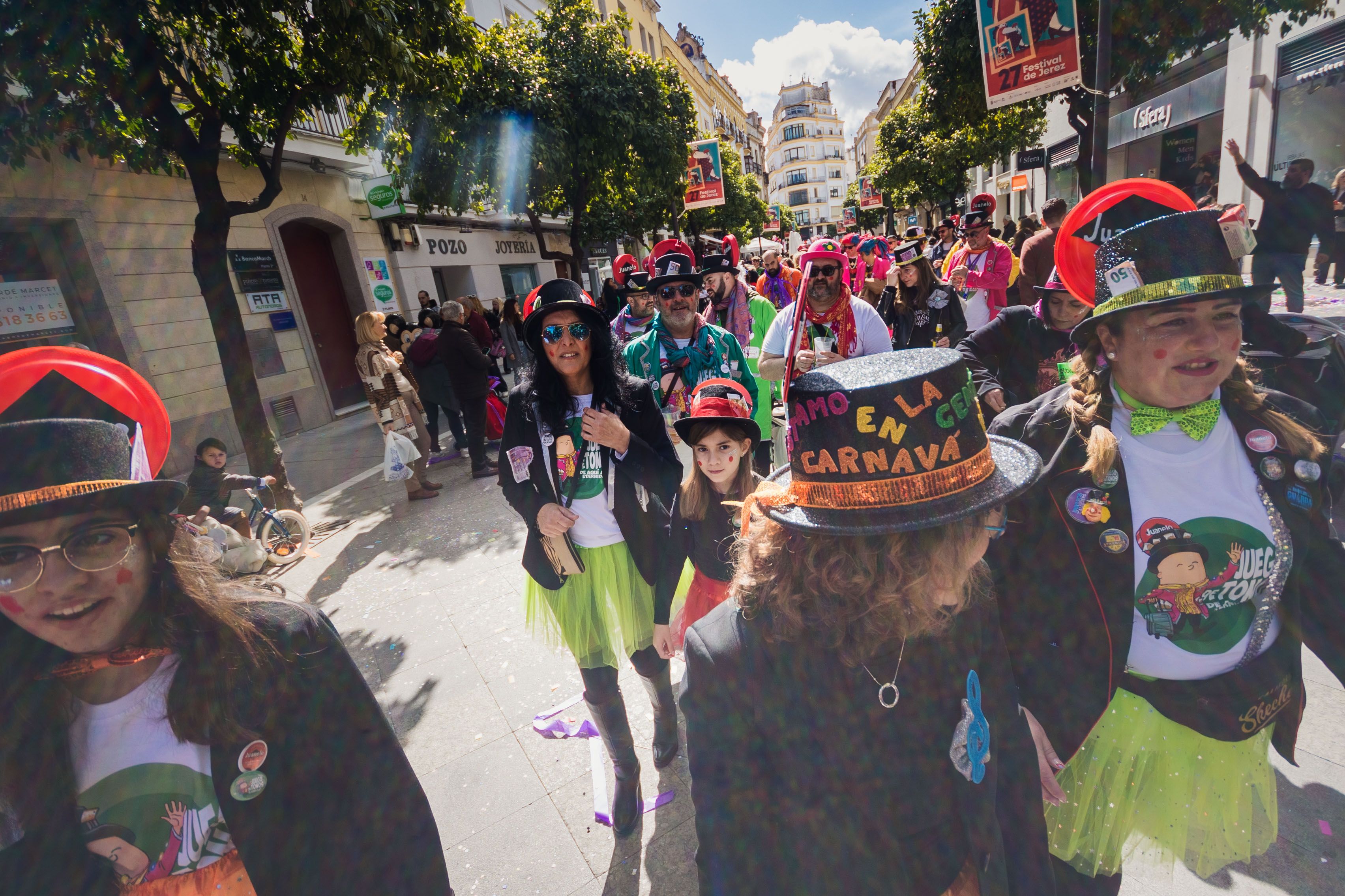 El pasacalles de Carnaval en Jerez El pasacalles de Carnaval en Jerez