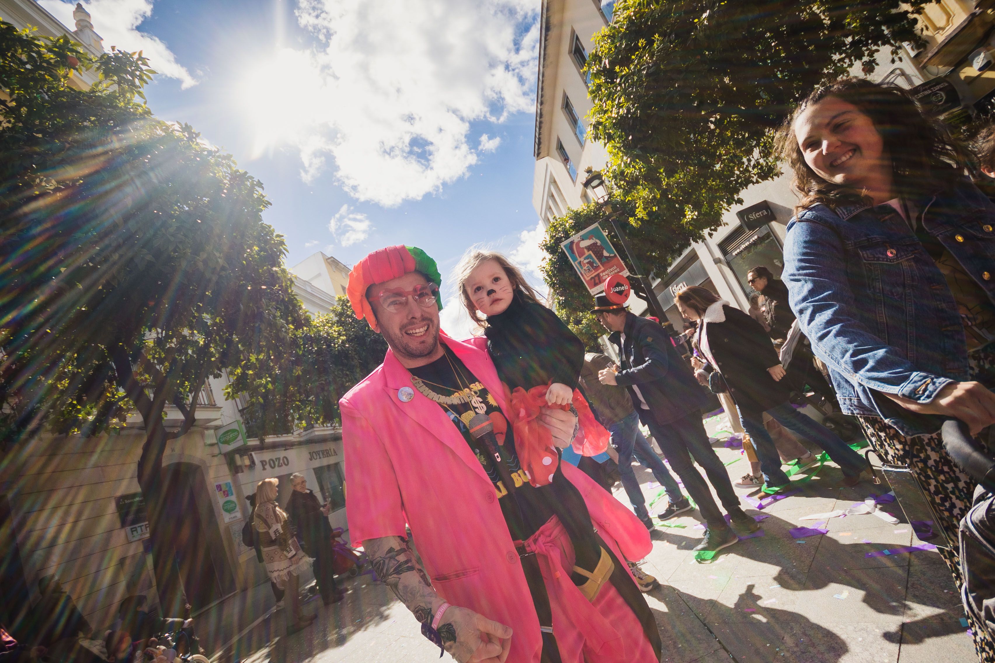 El pasacalles de Carnaval en Jerez El pasacalles de Carnaval en Jerez
