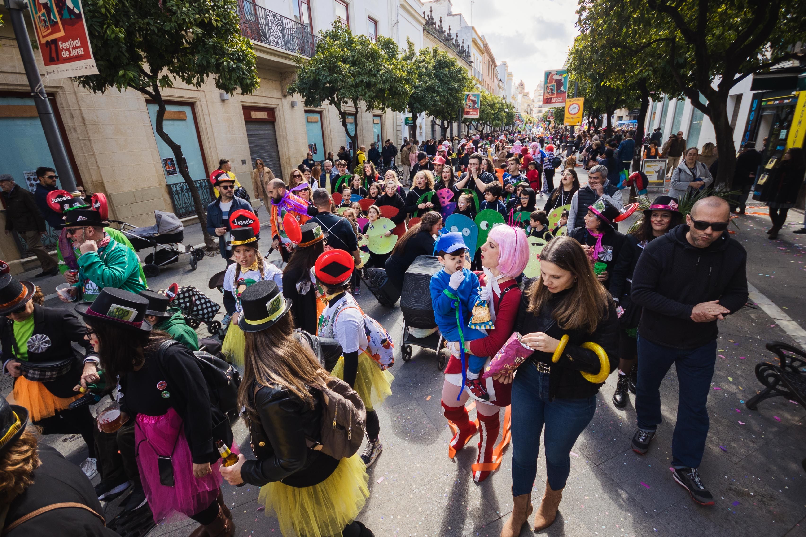 El pasacalles de Carnaval en Jerez ya no contará con la colaboración de 'Jerez Carnavalea' tras romper con el Ayuntamiento.