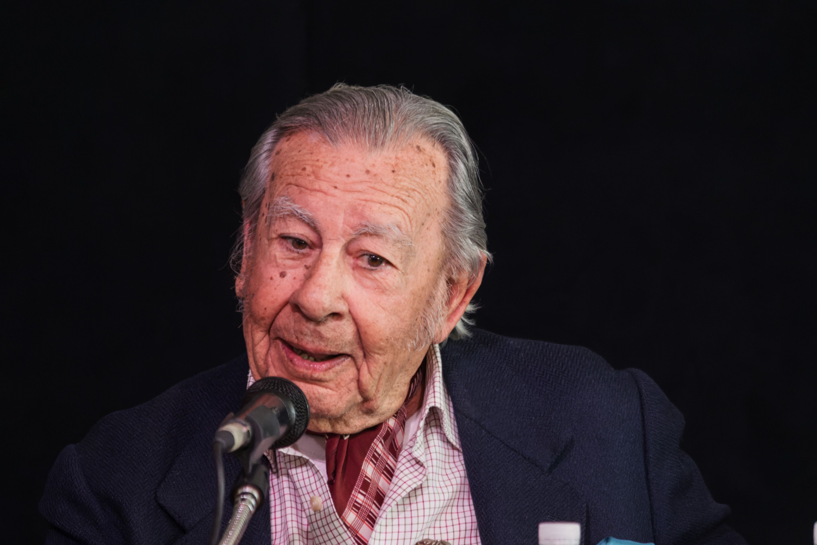 Presentación del libro 'Yo nunca a mi ley falté. Conversaciones con Manuel Morao'