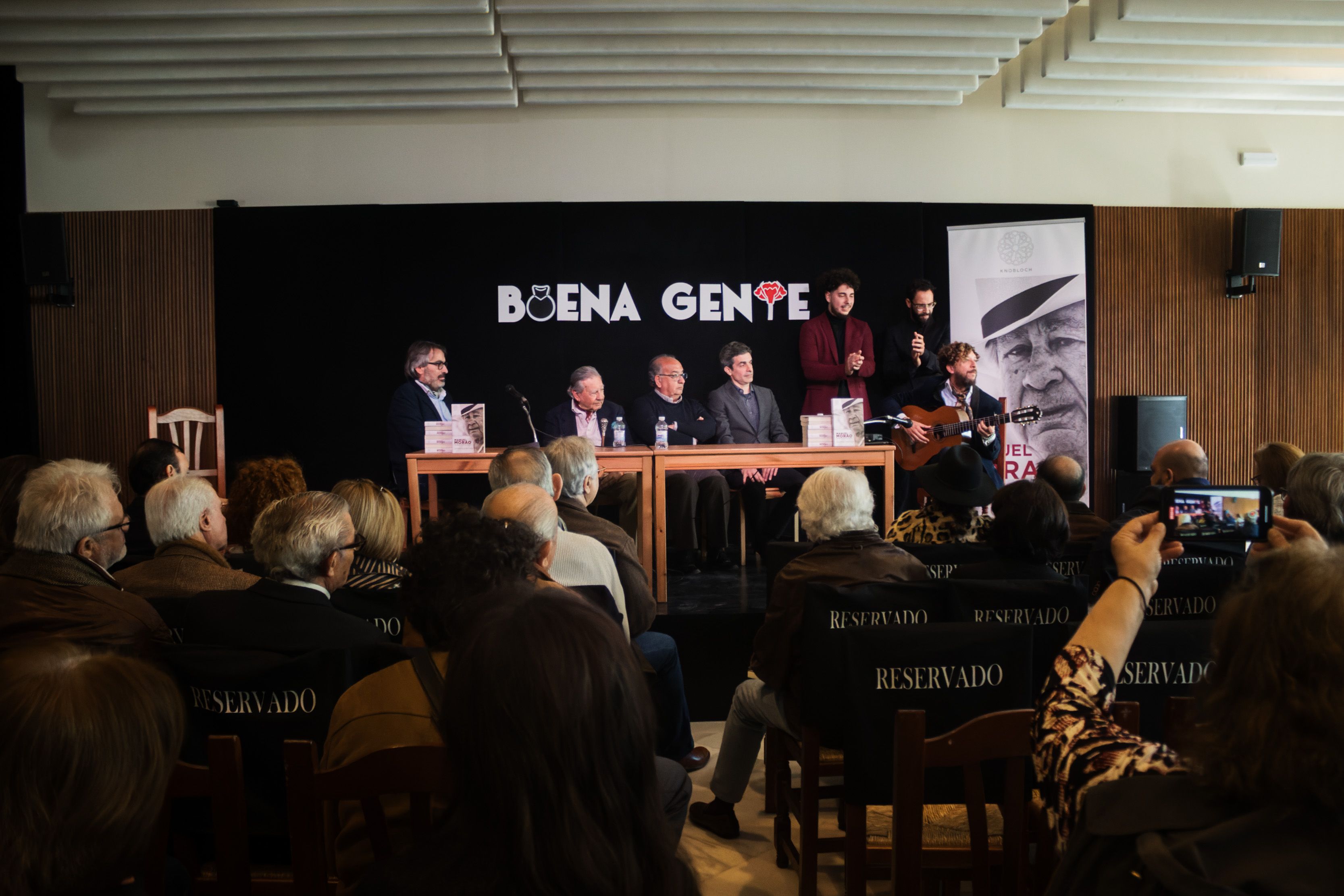 Presentación del libro 'Yo nunca a mi ley falté. Conversaciones con Manuel Morao'