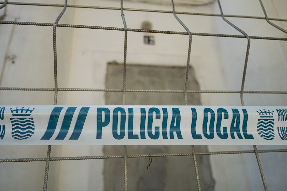 Una casa precintada en la Barriada España, en una imagen reciente. FOTO: MANU GARCÍA