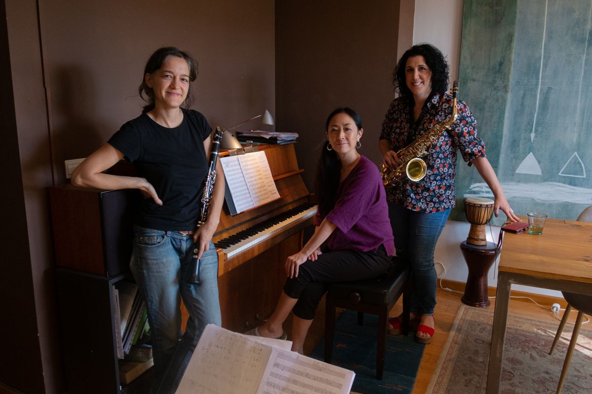Elena, Mai y Lola forman 'Uwa Caramba'. FOTO: MANU GARCÍA.